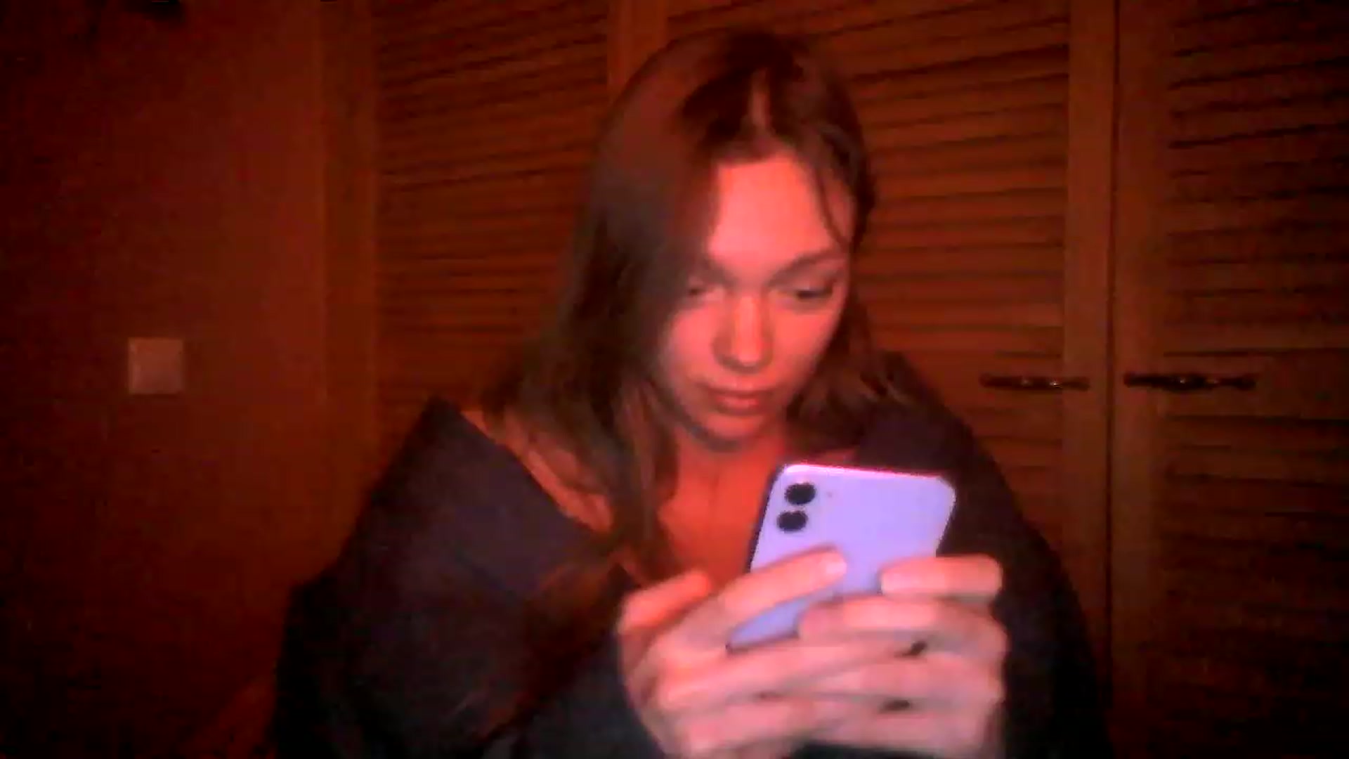 Gallery image thumbnail from clepssydra's myfreecams stream on, 11/28/2022, 23:23 image 20 of 20