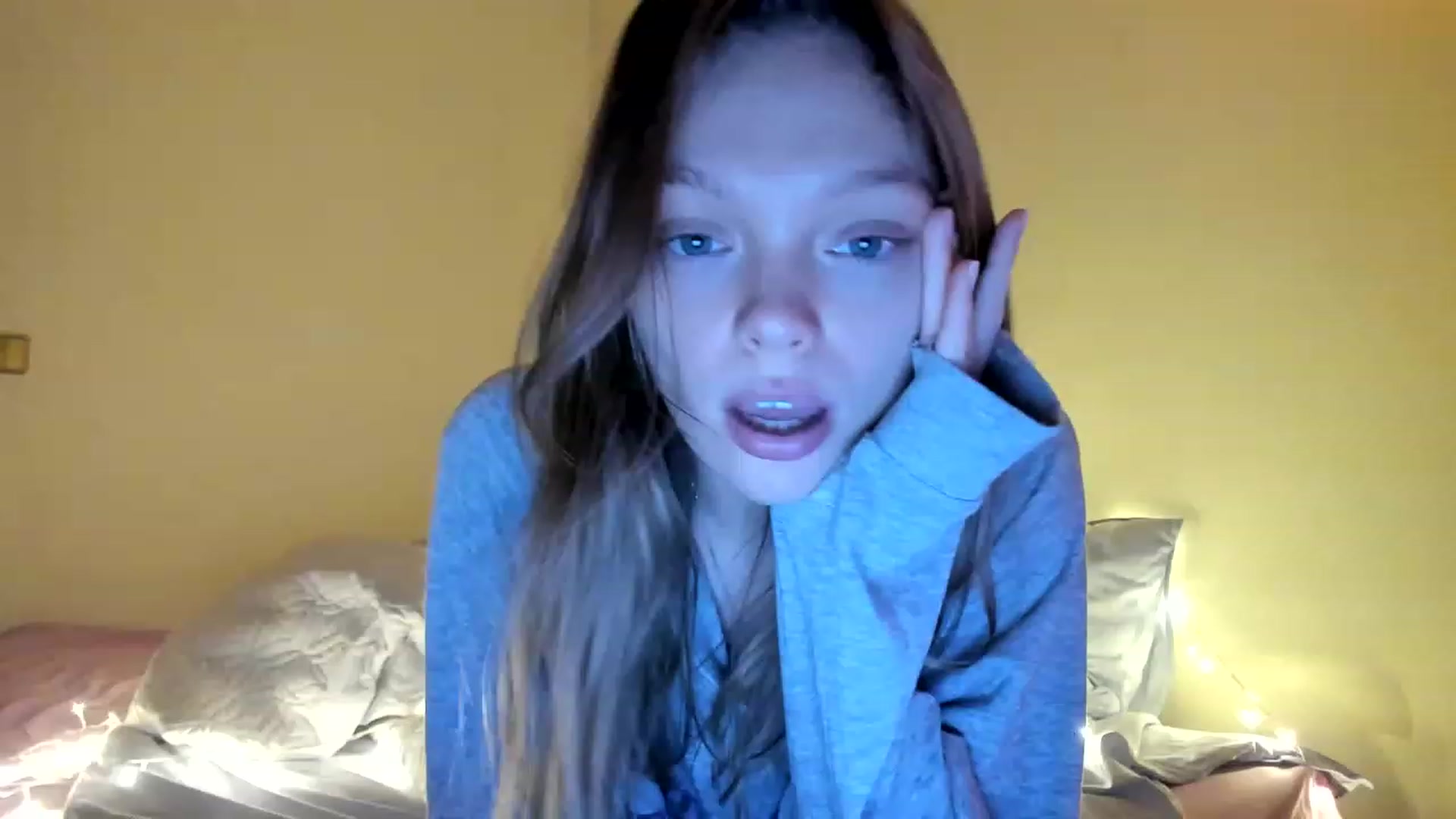 Gallery image thumbnail from clepssydra's myfreecams stream on, 01/25/2023, 12:05 image 2 of 20