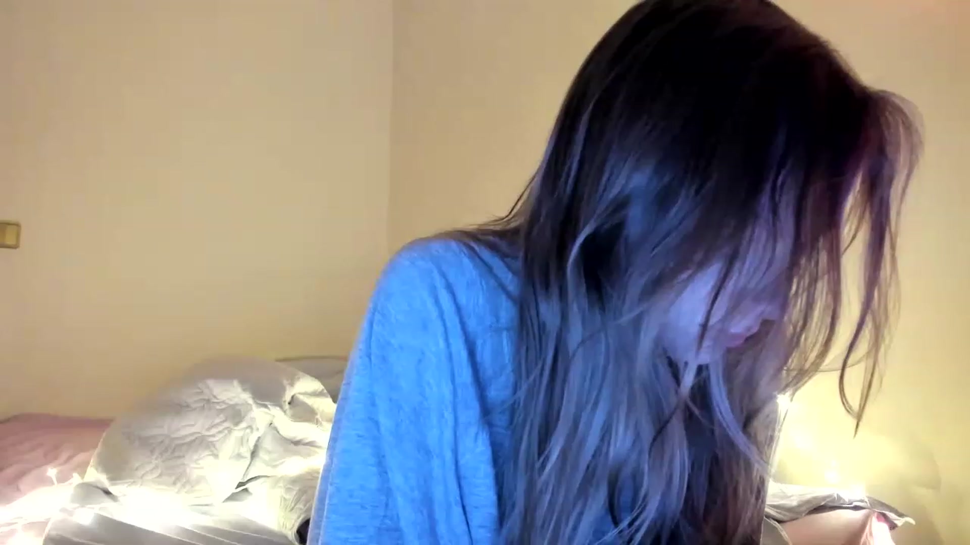 Gallery image thumbnail from clepssydra's myfreecams stream on, 01/25/2023, 12:05 image 4 of 20