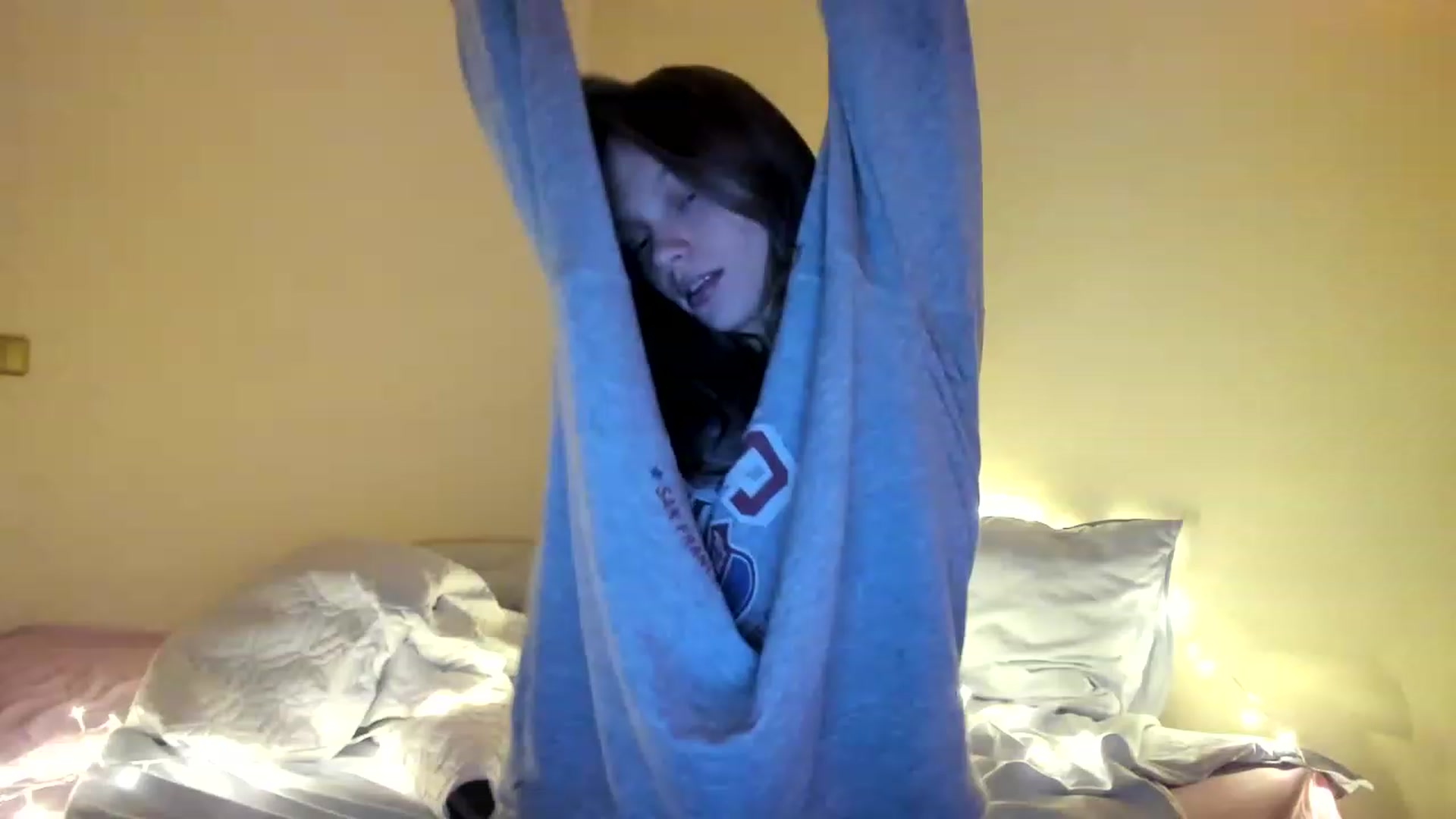 Gallery image thumbnail from clepssydra's myfreecams stream on, 01/25/2023, 12:05 image 5 of 20
