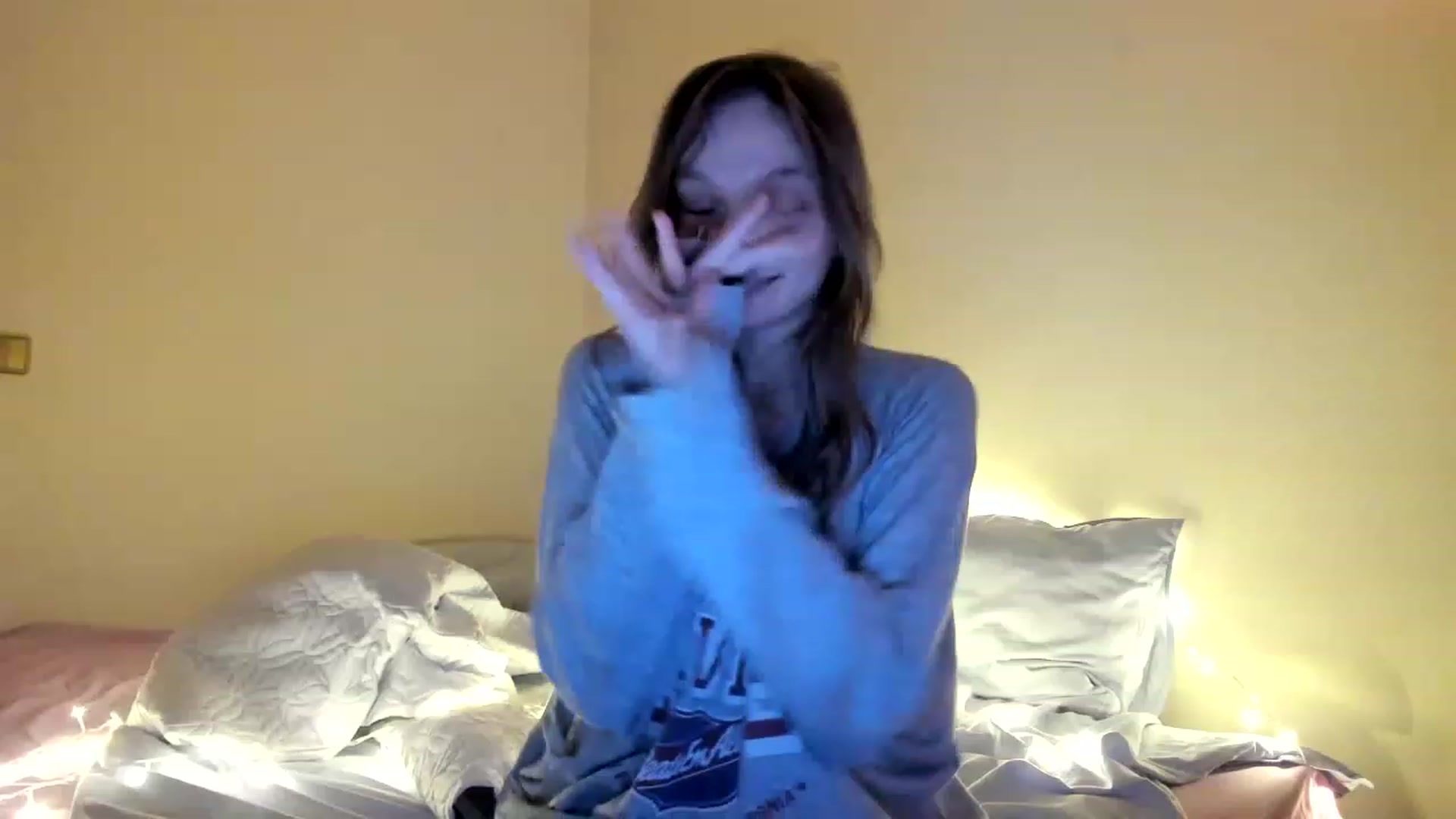 Gallery image thumbnail from clepssydra's myfreecams stream on, 01/25/2023, 12:05 image 9 of 20