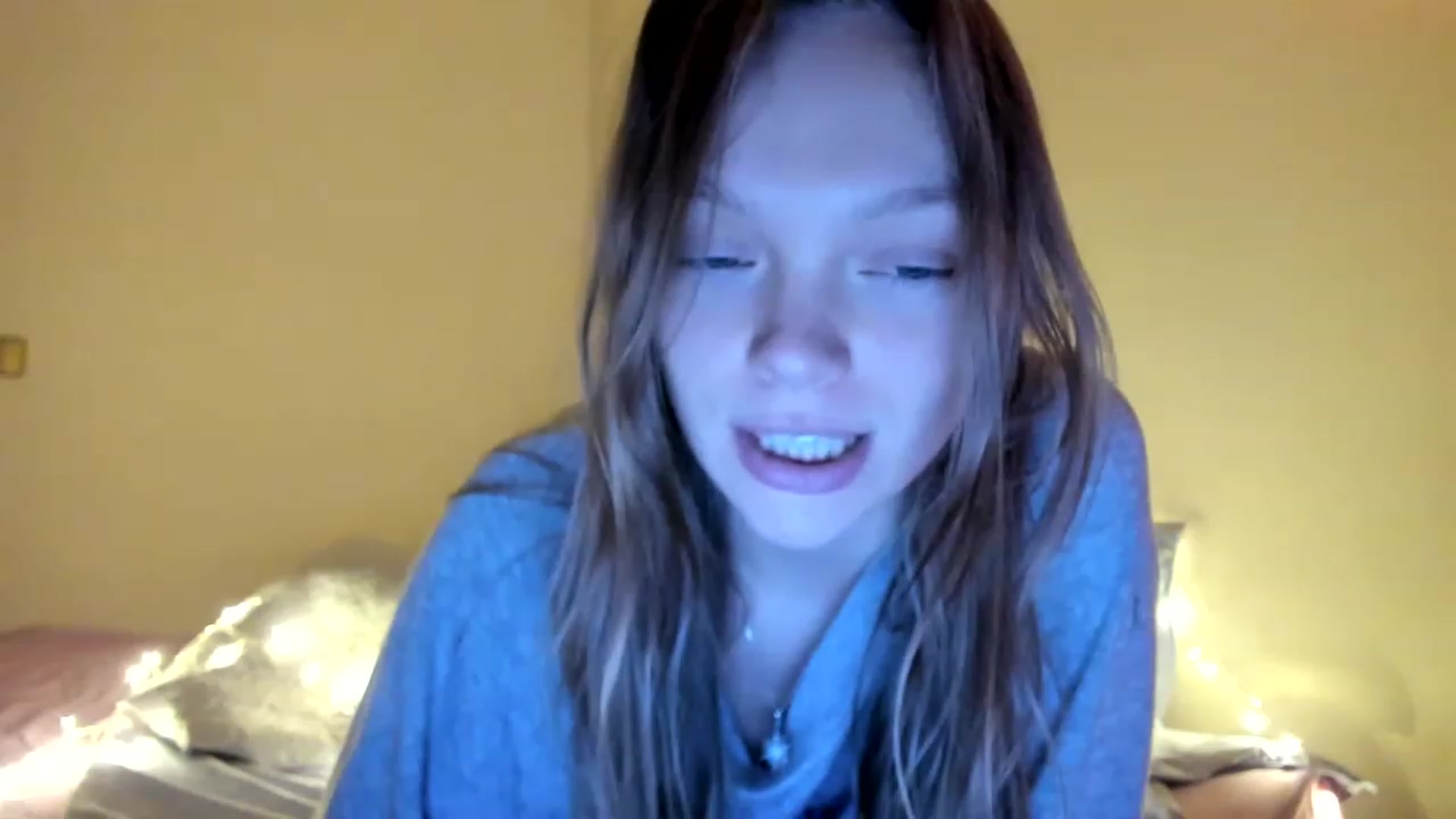 Gallery image thumbnail from clepssydra's myfreecams stream on, 01/25/2023, 12:05 image 15 of 20