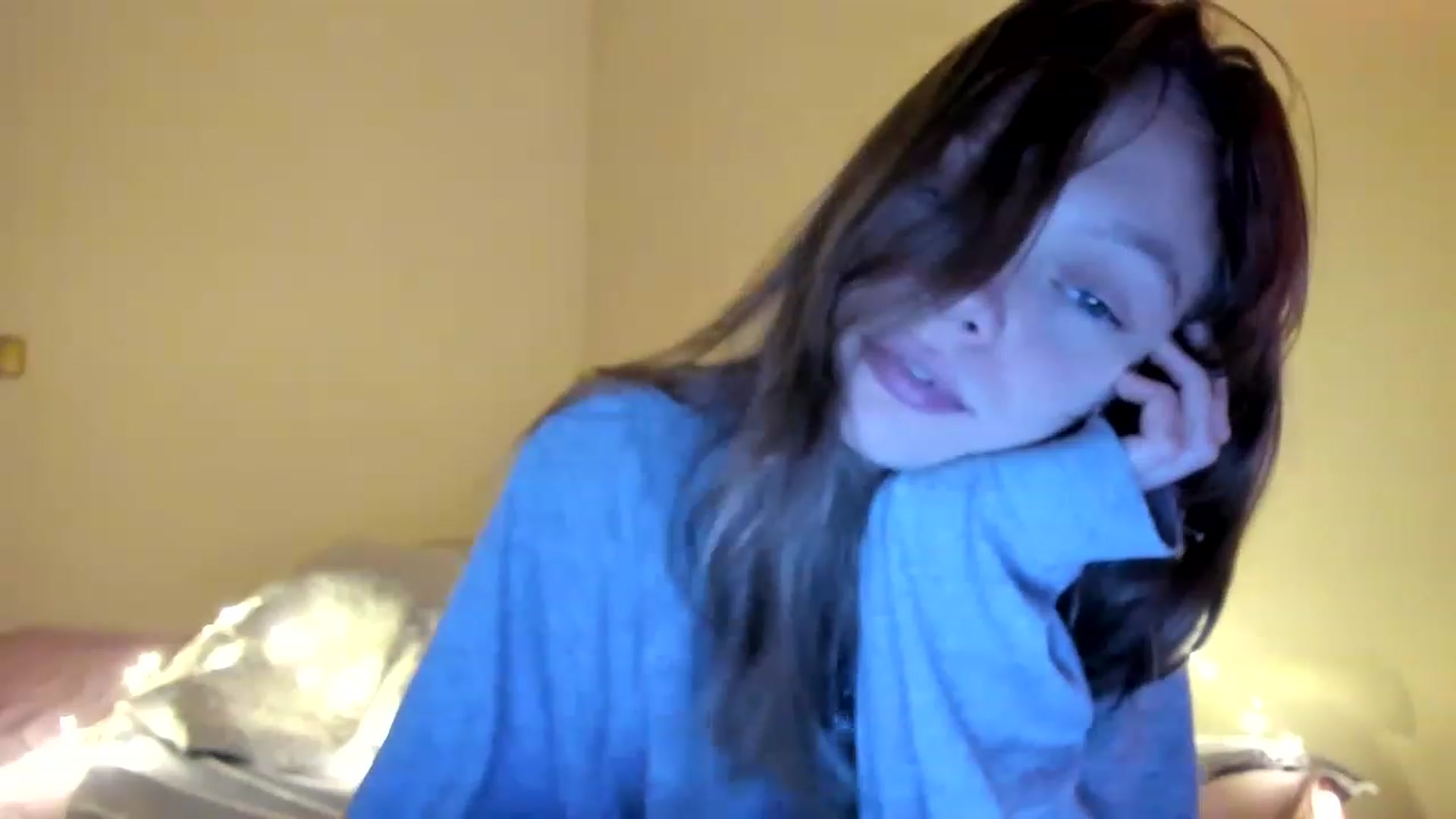 Gallery image thumbnail from clepssydra's myfreecams stream on, 01/25/2023, 12:05 image 17 of 20
