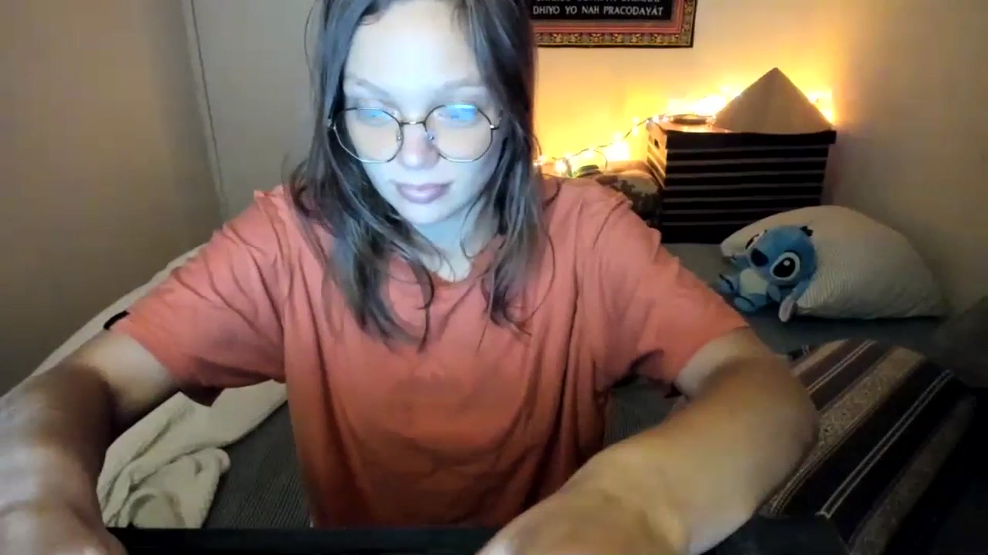 Gallery image thumbnail from clepssydra's myfreecams stream on, 07/20/2023, 18:14 image 5 of 20