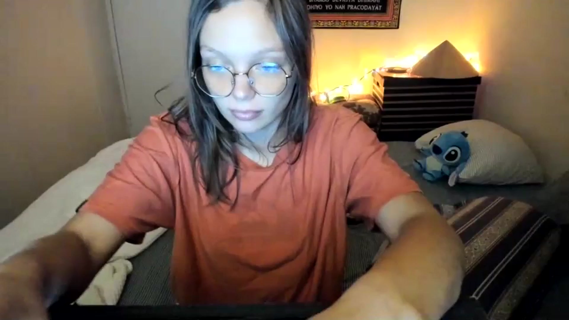 Gallery image thumbnail from clepssydra's myfreecams stream on, 07/20/2023, 18:14 image 7 of 20