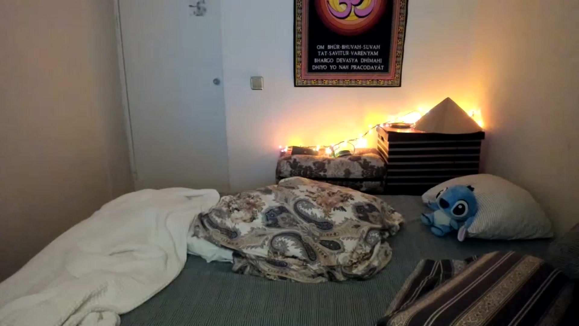 Gallery image thumbnail from clepssydra's myfreecams stream on, 07/20/2023, 18:14 image 14 of 20