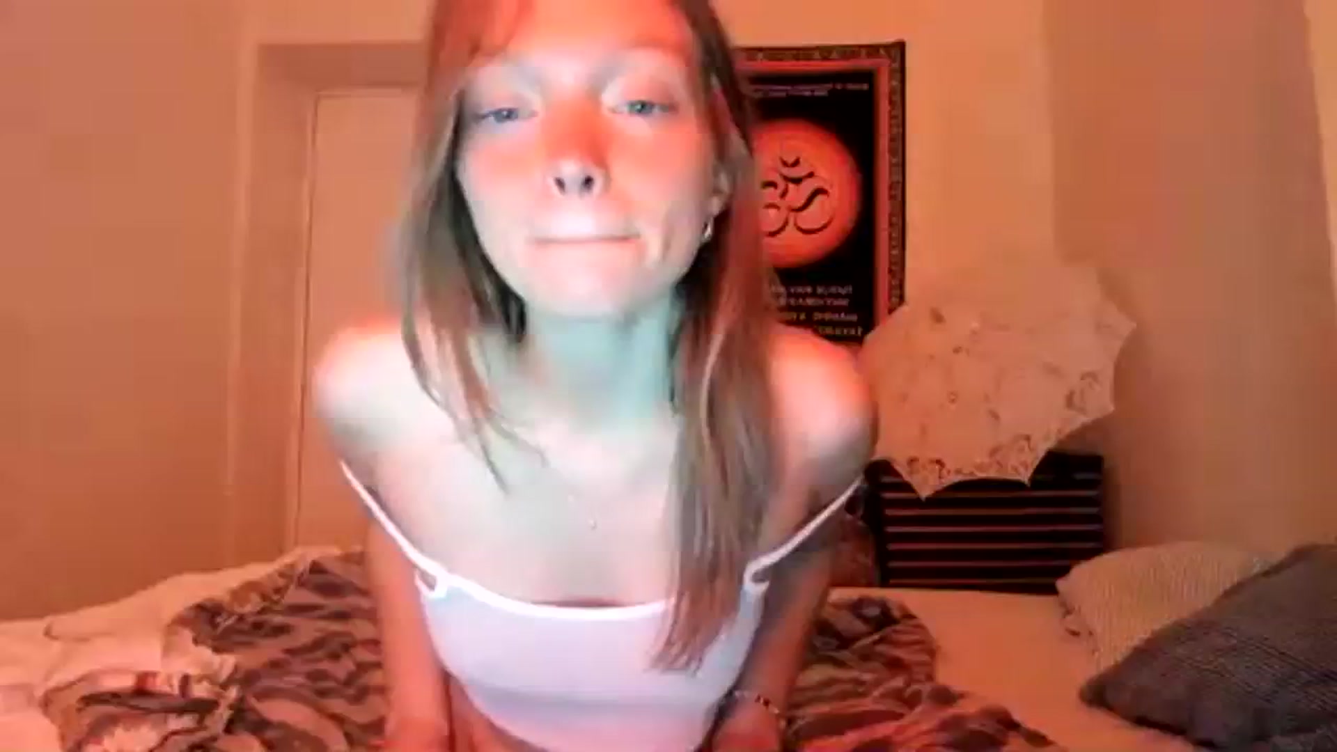 Gallery image thumbnail from clepssydra's myfreecams stream on, 08/24/2023, 13:11 image 8 of 20