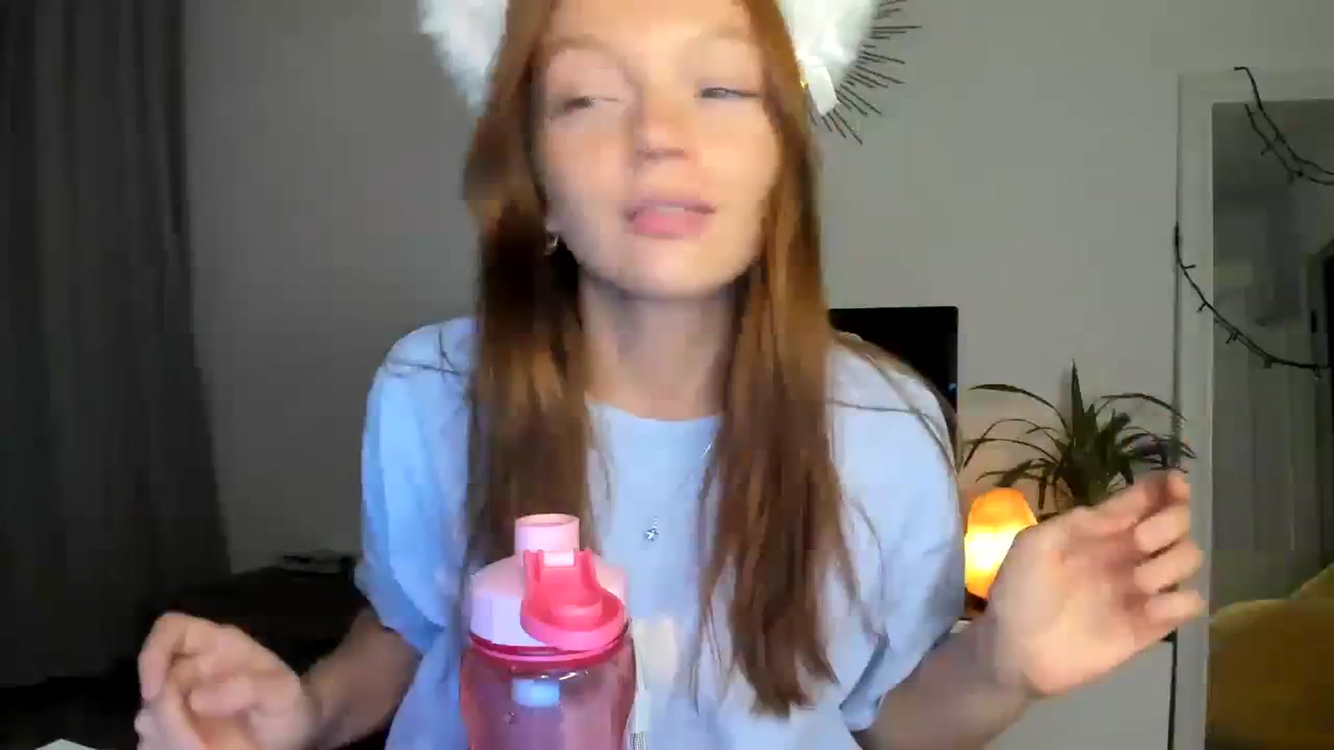 Gallery image thumbnail from clepssydra's myfreecams stream on, 10/16/2023, 20:54 image 10 of 20