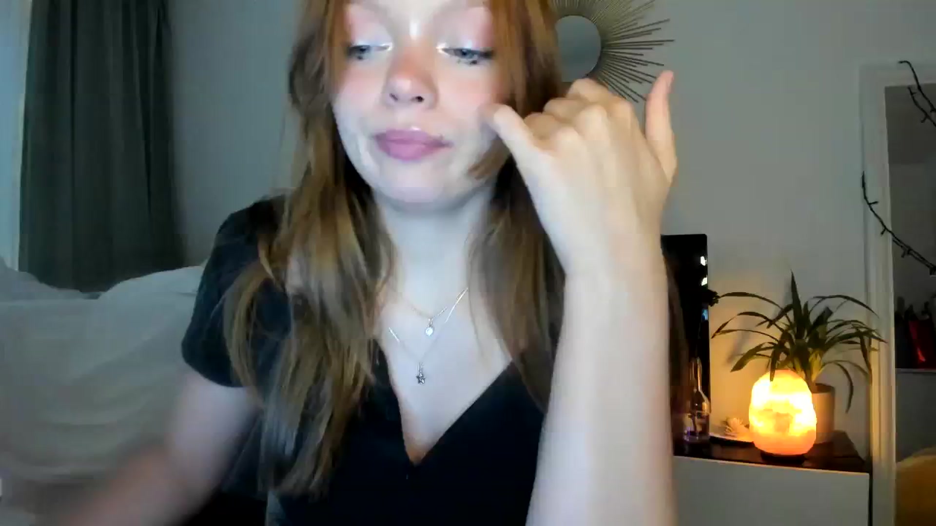 Gallery image thumbnail from clepssydra's myfreecams stream on, 10/25/2023, 02:53 image 9 of 20