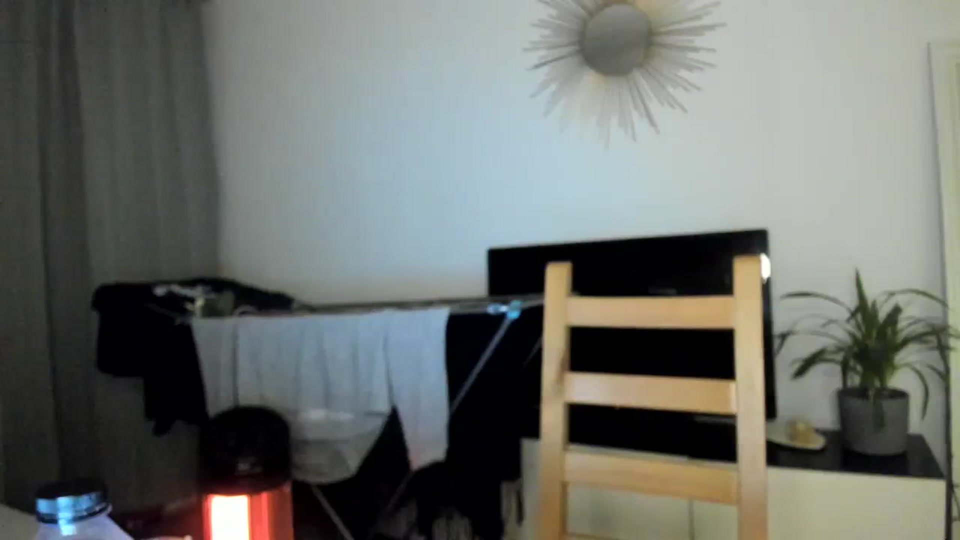 Gallery image thumbnail from clepssydra's myfreecams stream on, 10/29/2023, 18:34 image 11 of 20
