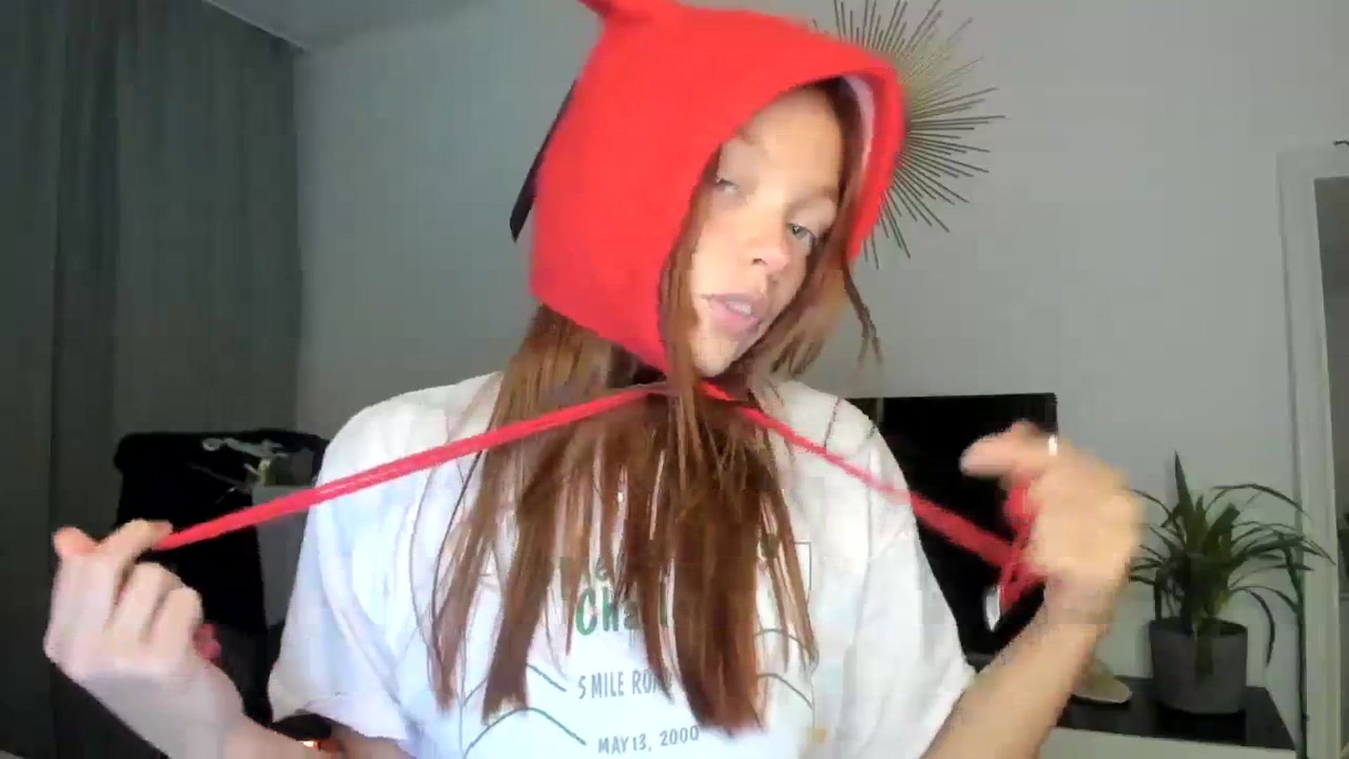 Gallery image thumbnail from clepssydra's myfreecams stream on, 10/29/2023, 19:22 image 6 of 20