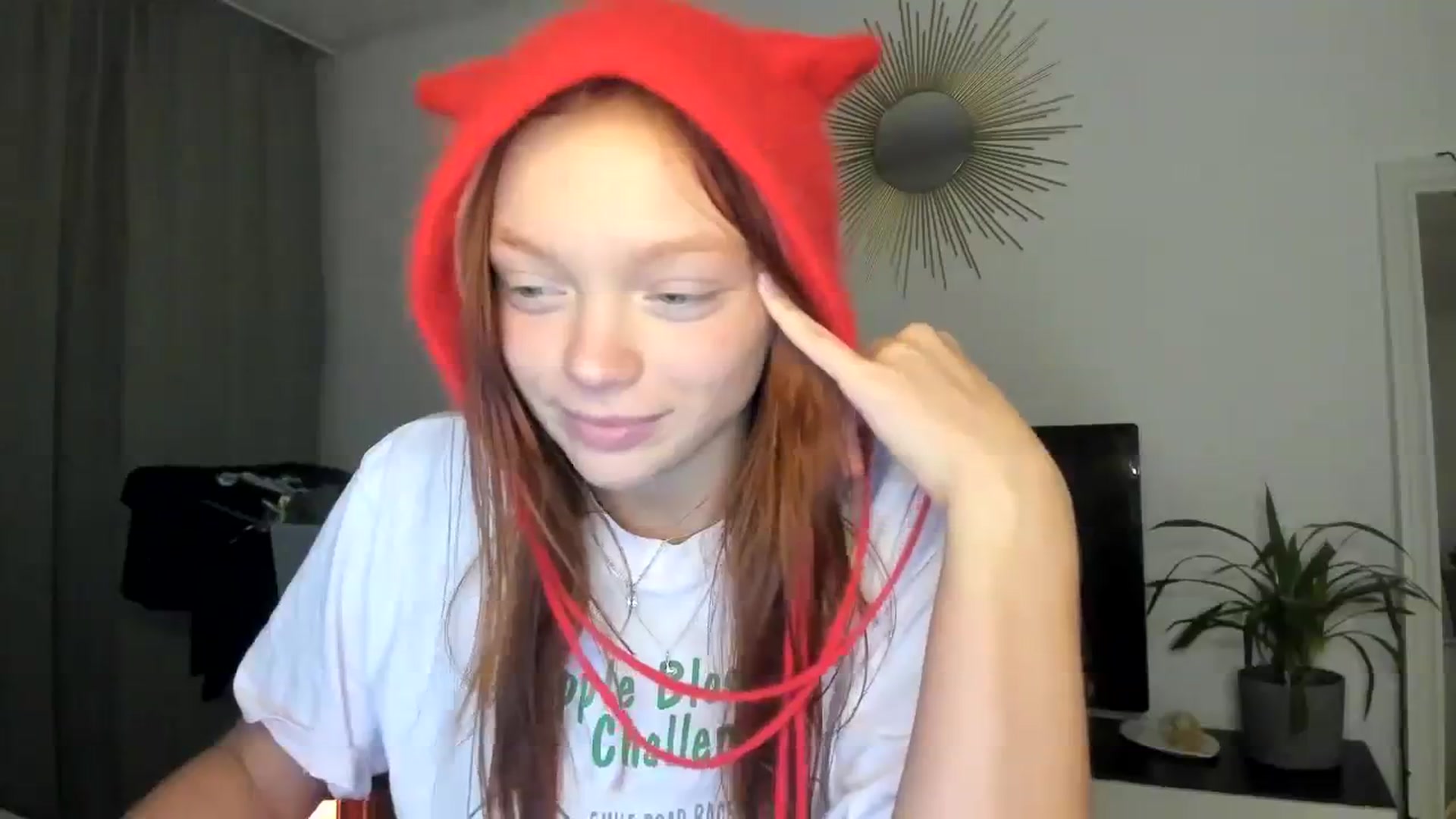 Gallery image thumbnail from clepssydra's myfreecams stream on, 10/29/2023, 19:22 image 15 of 20