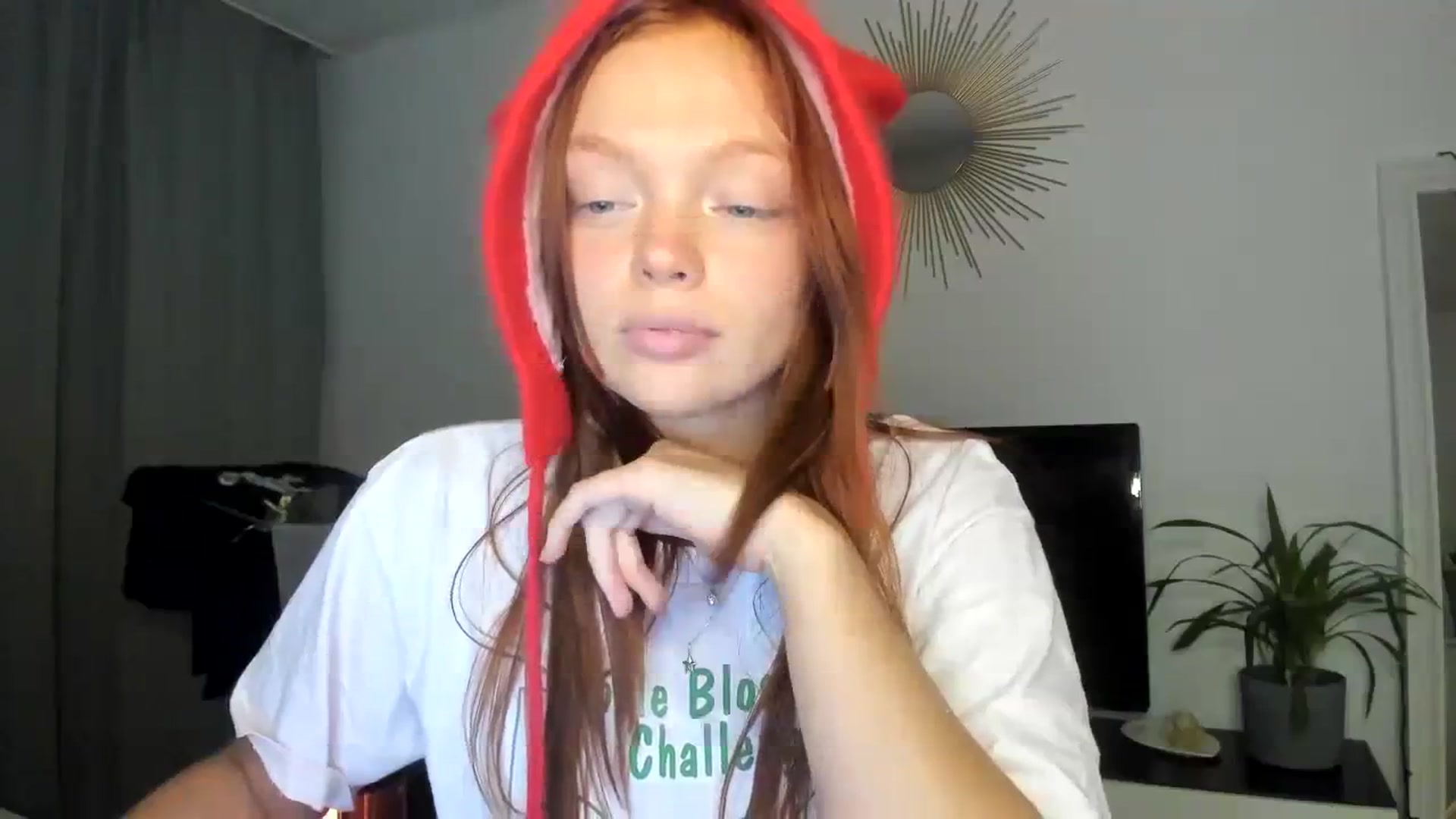 Gallery image thumbnail from clepssydra's myfreecams stream on, 10/29/2023, 19:22 image 9 of 20