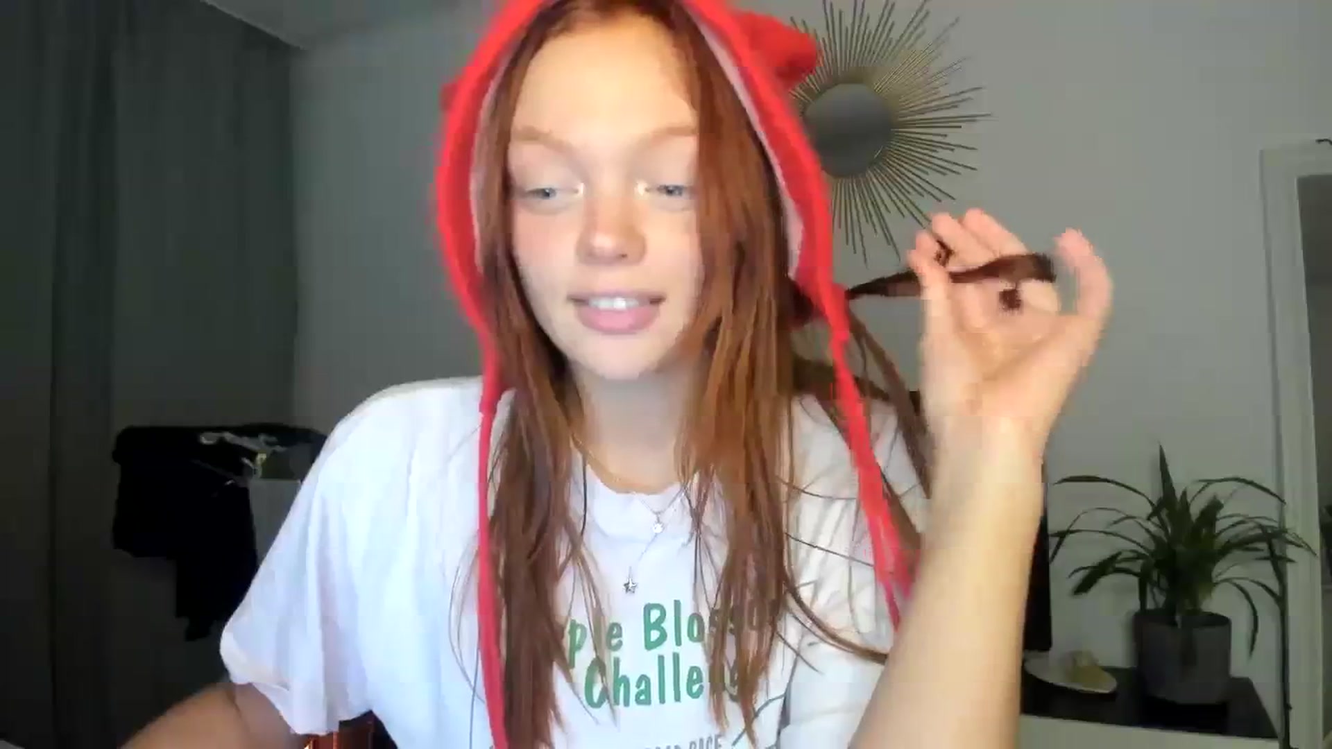 Gallery image thumbnail from clepssydra's myfreecams stream on, 10/29/2023, 19:22 image 8 of 20