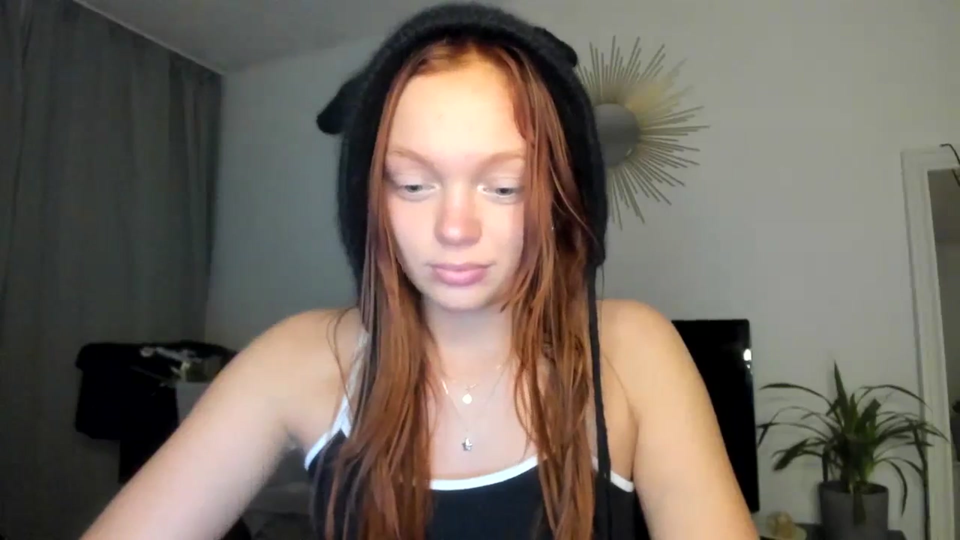 Gallery image thumbnail from clepssydra's myfreecams stream on, 10/29/2023, 21:20 image 11 of 20