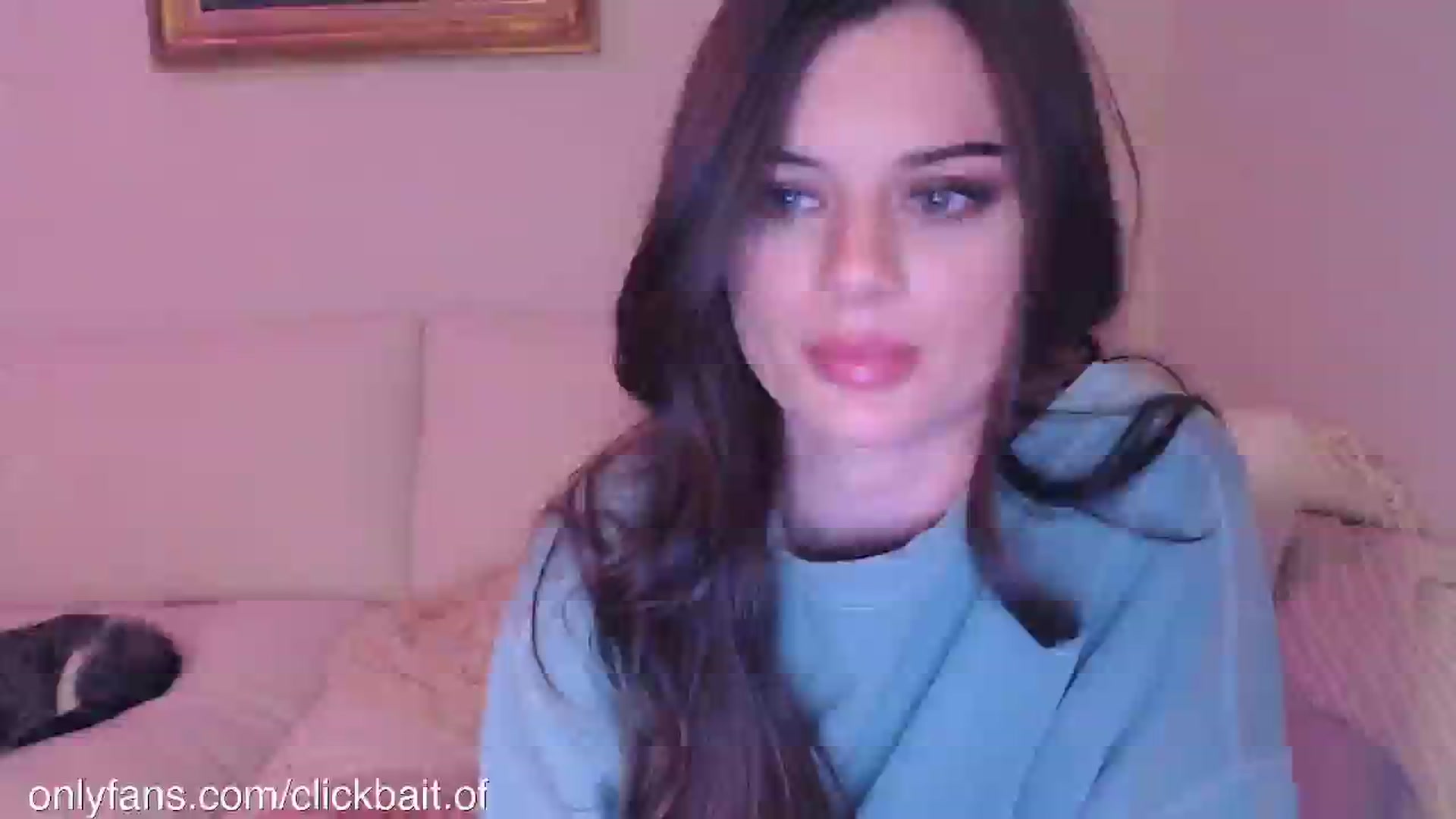 Gallery image thumbnail from clickbait_'s myfreecams stream on, 12/27/2024, 09:13 image 9 of 20