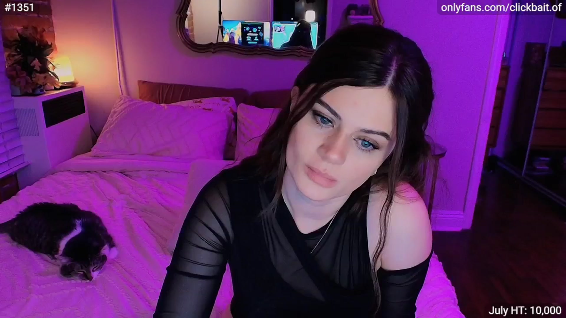 Gallery image thumbnail from clickbait_'s myfreecams stream on, 07/19/2025, 07:45 image 19 of 20