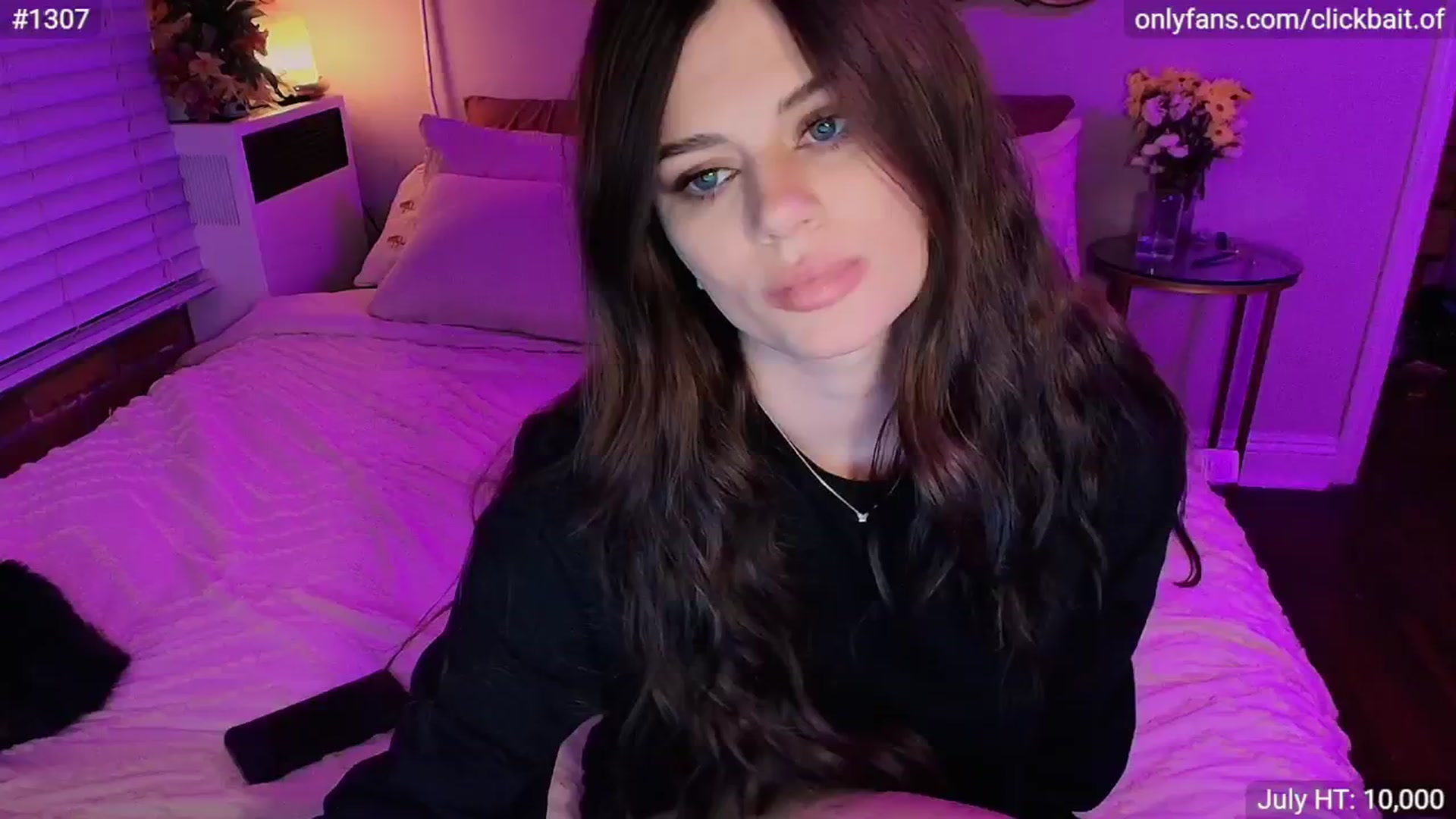 Gallery image thumbnail from clickbait_'s myfreecams stream on, 07/20/2025, 06:15 image 6 of 20