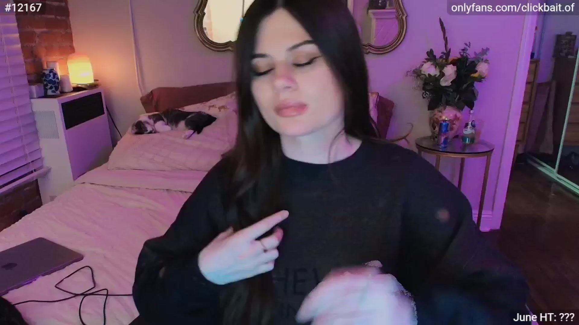 Gallery image thumbnail from clickbait_'s myfreecams stream on, 08/30/2025, 06:12 image 2 of 20