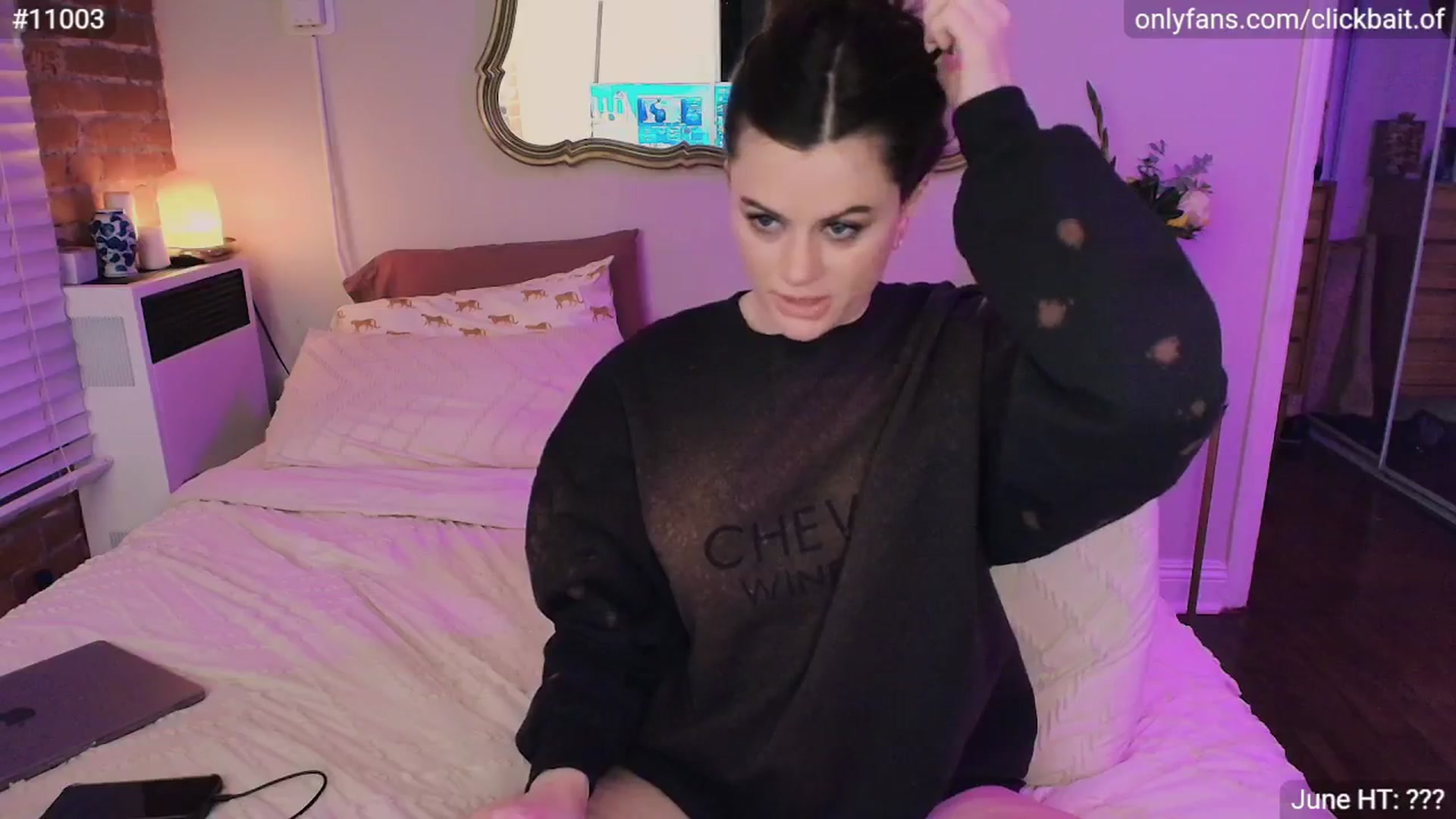 Gallery image thumbnail from clickbait_'s myfreecams stream on, 08/30/2025, 06:12 image 19 of 20