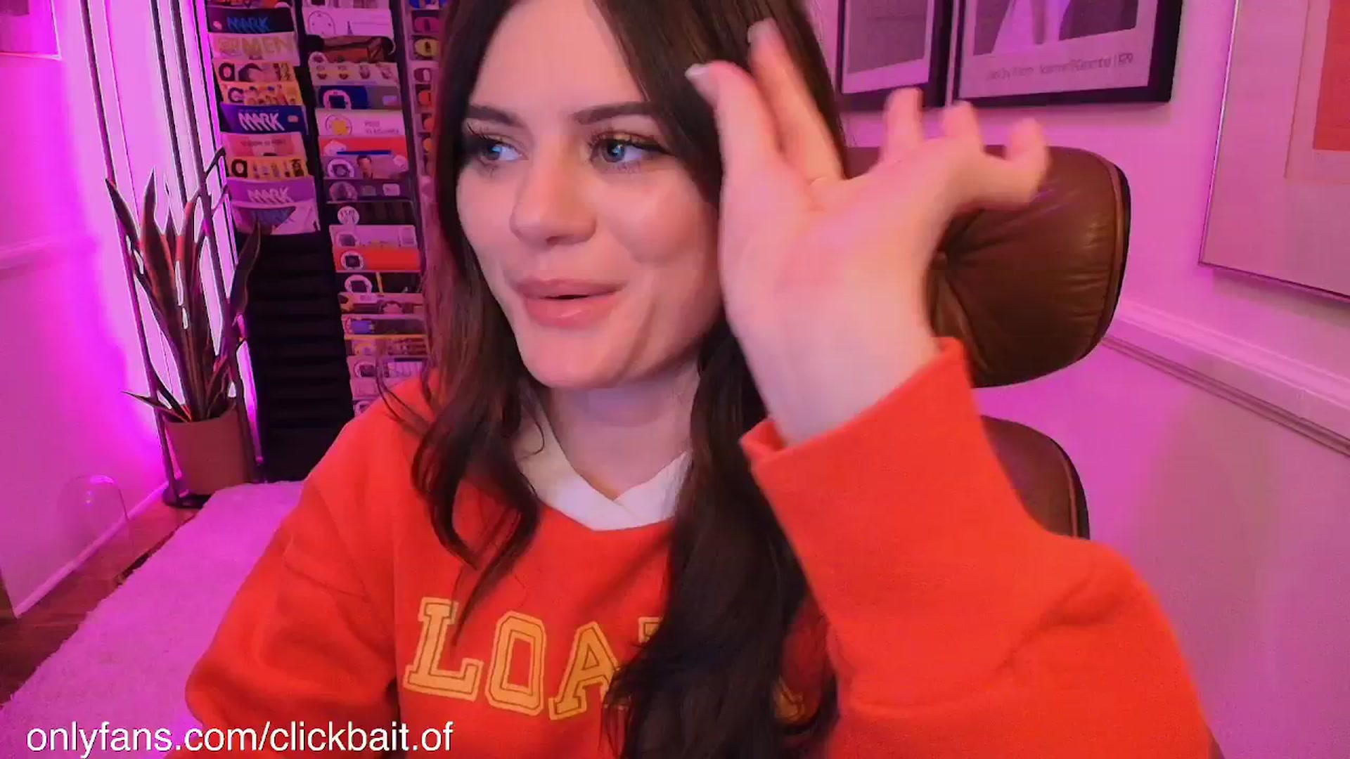Gallery image thumbnail from clickbait_'s myfreecams stream on, 09/12/2025, 05:20 image 20 of 20