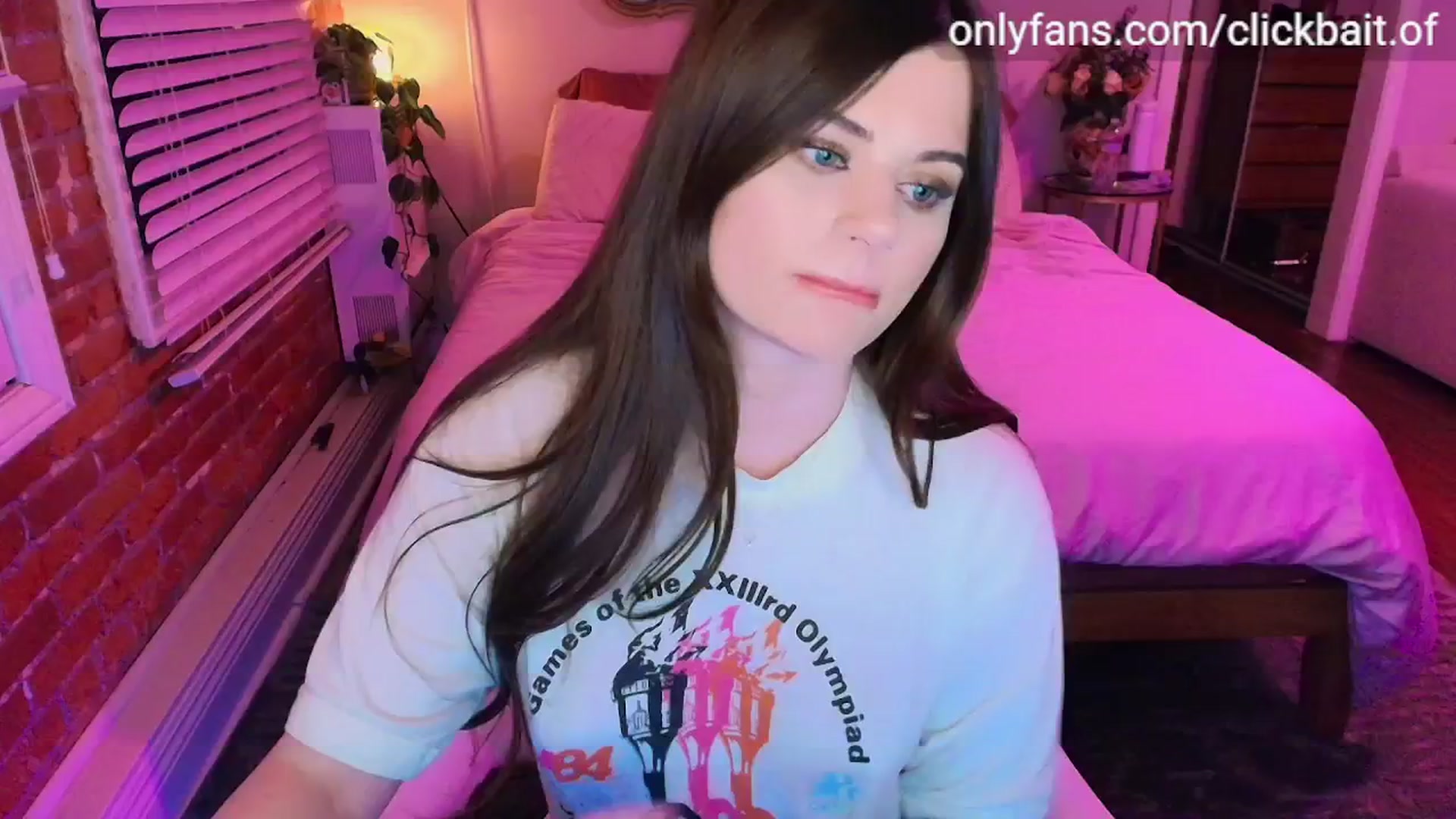 Gallery image thumbnail from clickbait_'s myfreecams stream on, 11/03/2025, 09:59 image 2 of 20