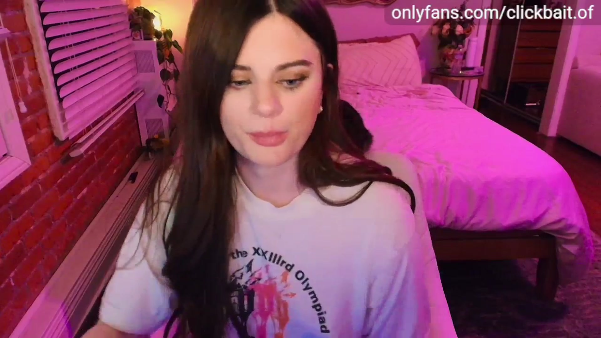 Gallery image thumbnail from clickbait_'s myfreecams stream on, 11/03/2025, 09:59 image 9 of 20
