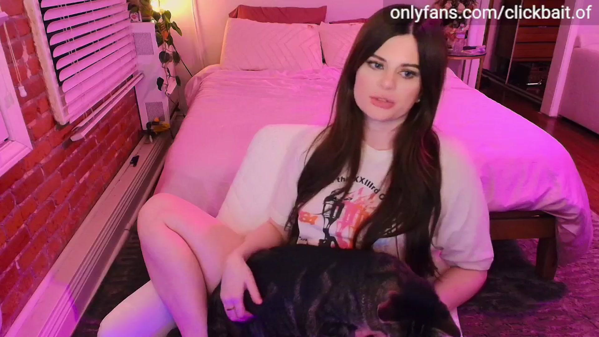 Gallery image thumbnail from clickbait_'s myfreecams stream on, 11/03/2025, 09:59 image 12 of 20