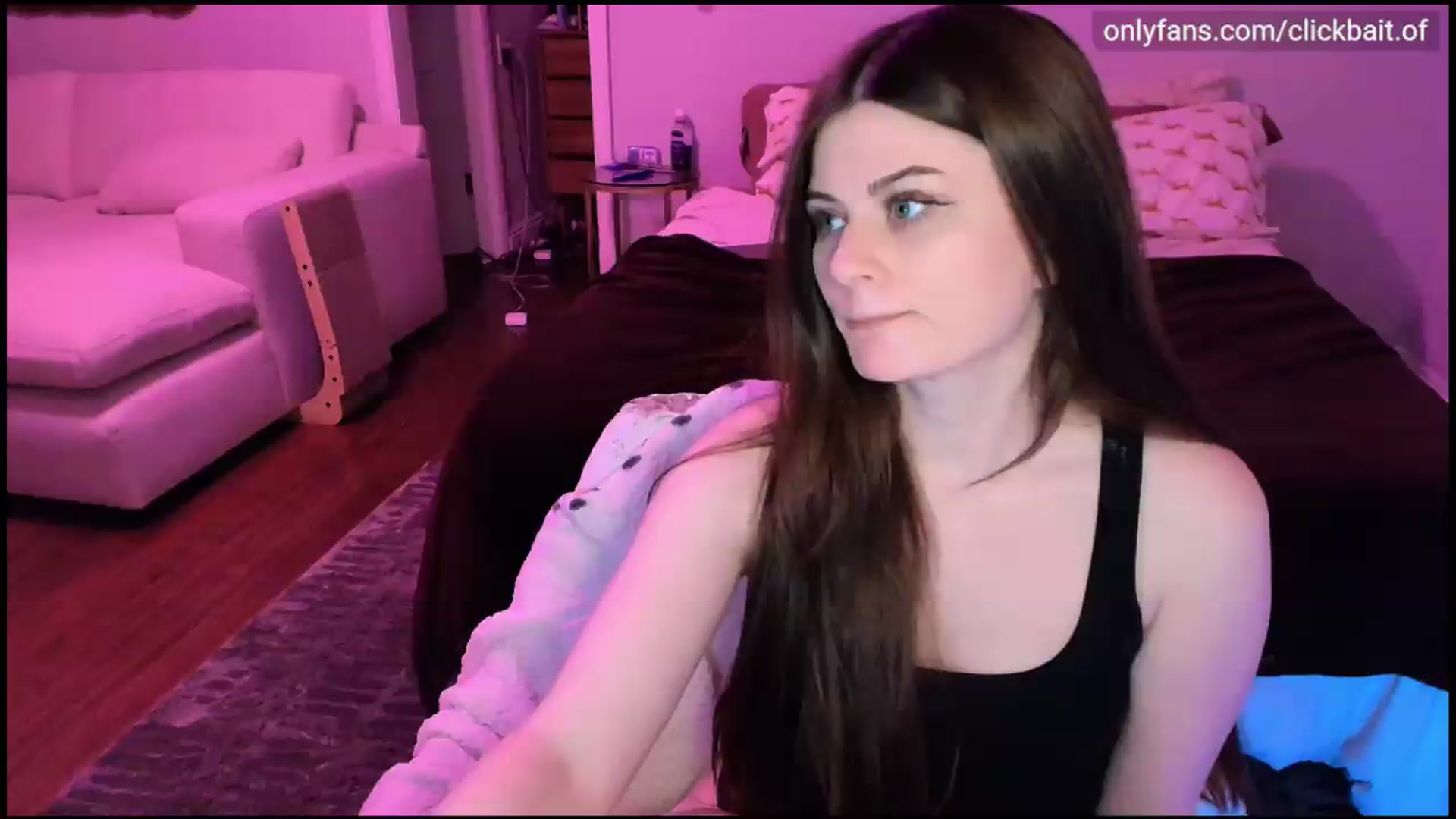 Gallery image thumbnail from clickbait_'s myfreecams stream on, 08/03/2026, 08:34 image 6 of 20