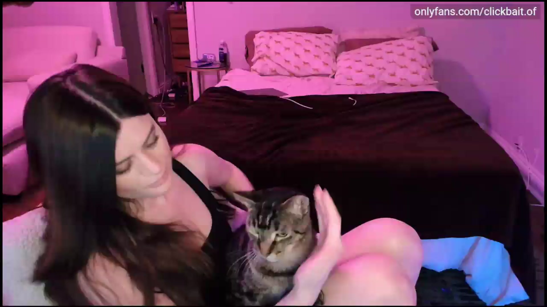 Gallery image thumbnail from clickbait_'s myfreecams stream on, 08/03/2026, 09:50 image 13 of 20