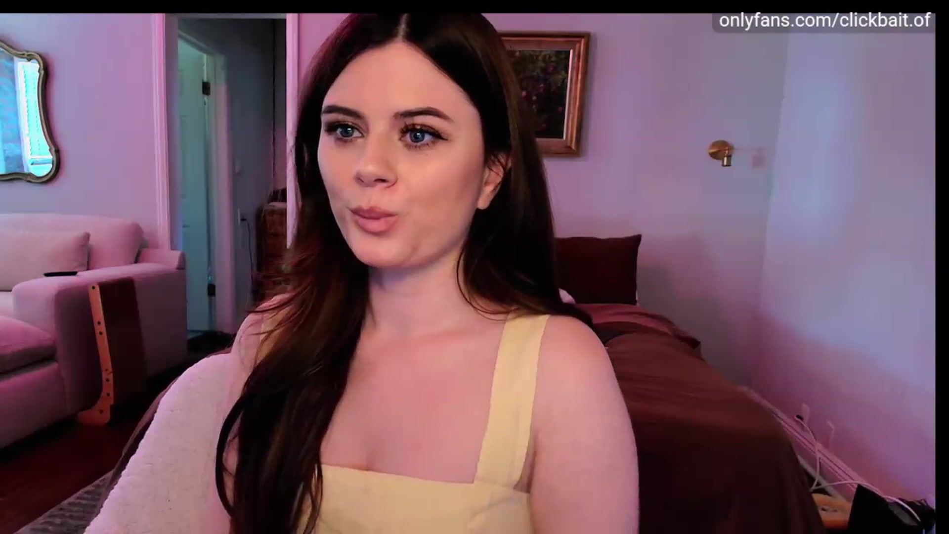 Gallery image thumbnail from clickbait_'s myfreecams stream on, 08/23/2026, 18:27 image 10 of 20
