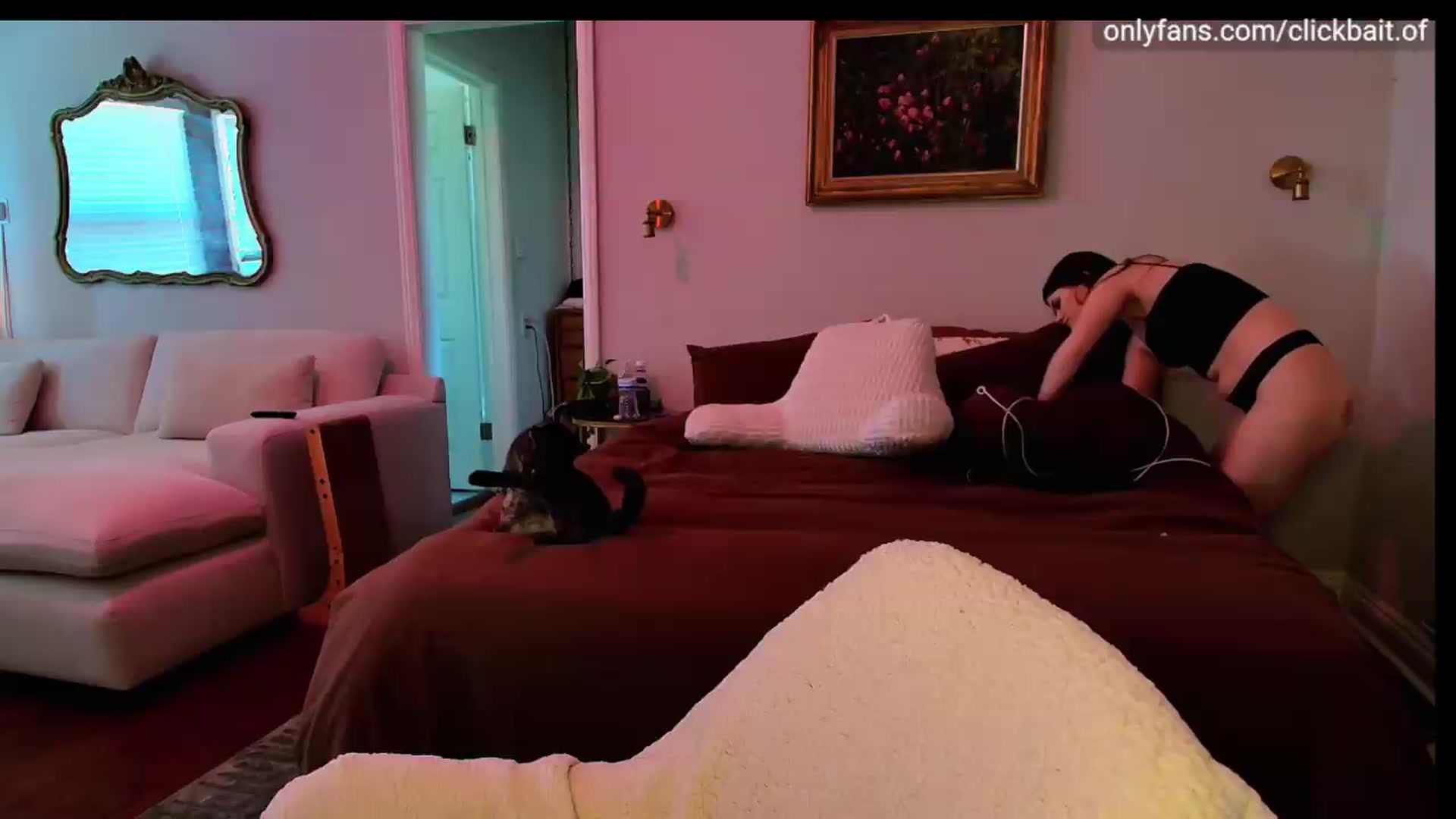 Gallery image thumbnail from clickbait_'s myfreecams stream on, 08/26/2026, 24:00 image 1 of 20