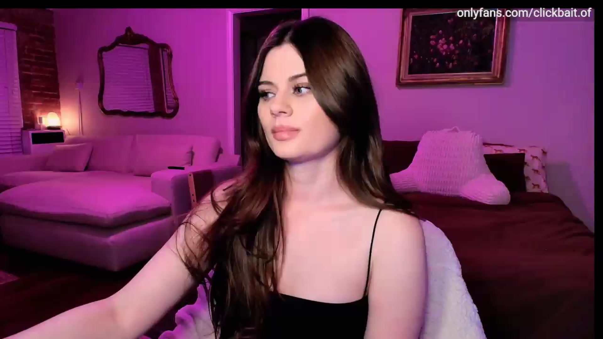 Gallery image thumbnail from clickbait_'s myfreecams stream on, 08/26/2026, 03:36 image 13 of 20