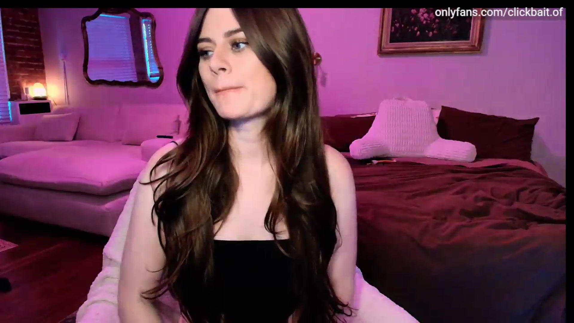 Gallery image thumbnail from clickbait_'s myfreecams stream on, 08/29/2026, 04:11 image 9 of 20