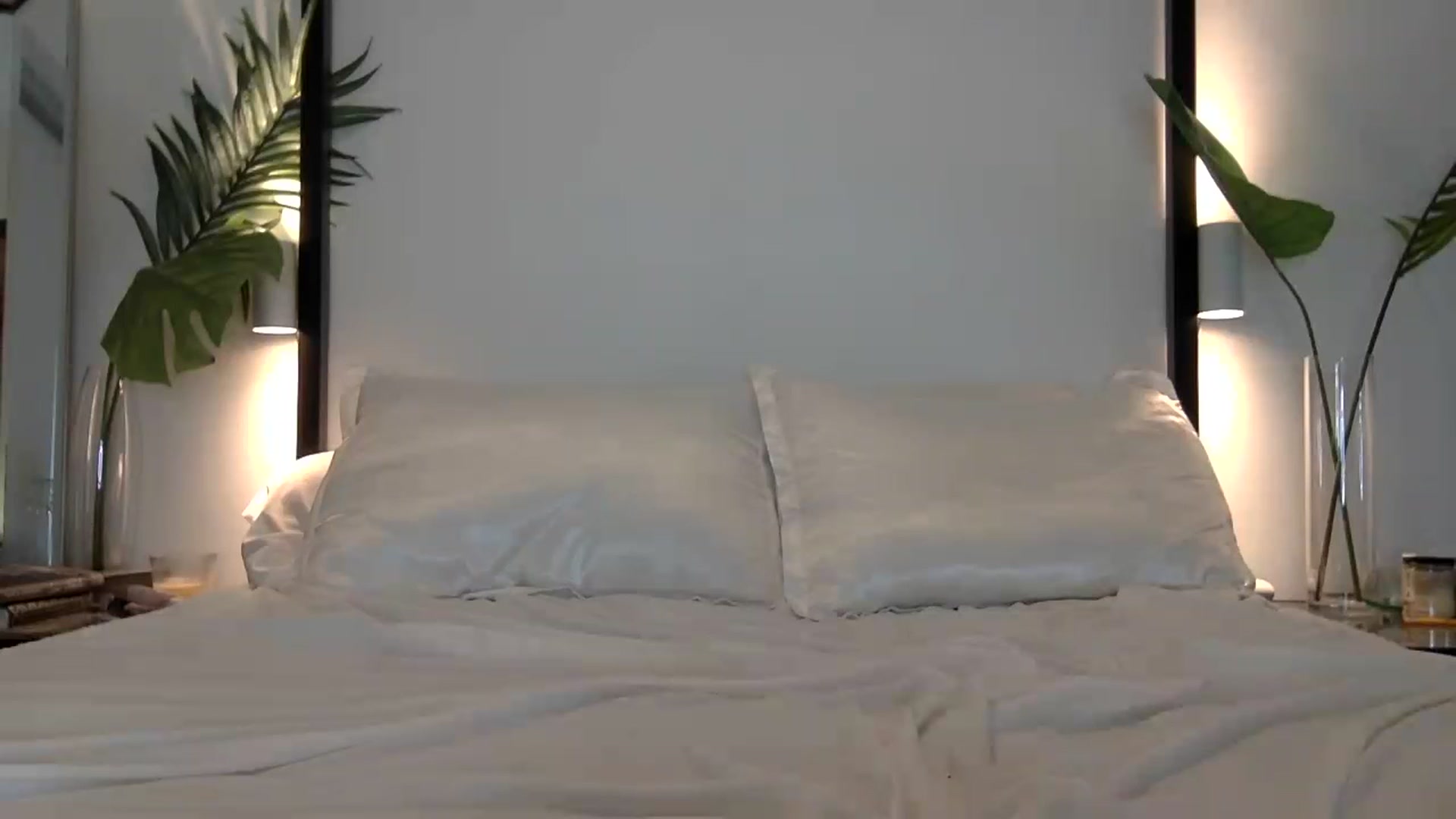 Gallery image thumbnail from cndnbaddie's myfreecams stream on, 06/18/2023, 03:41 image 2 of 20