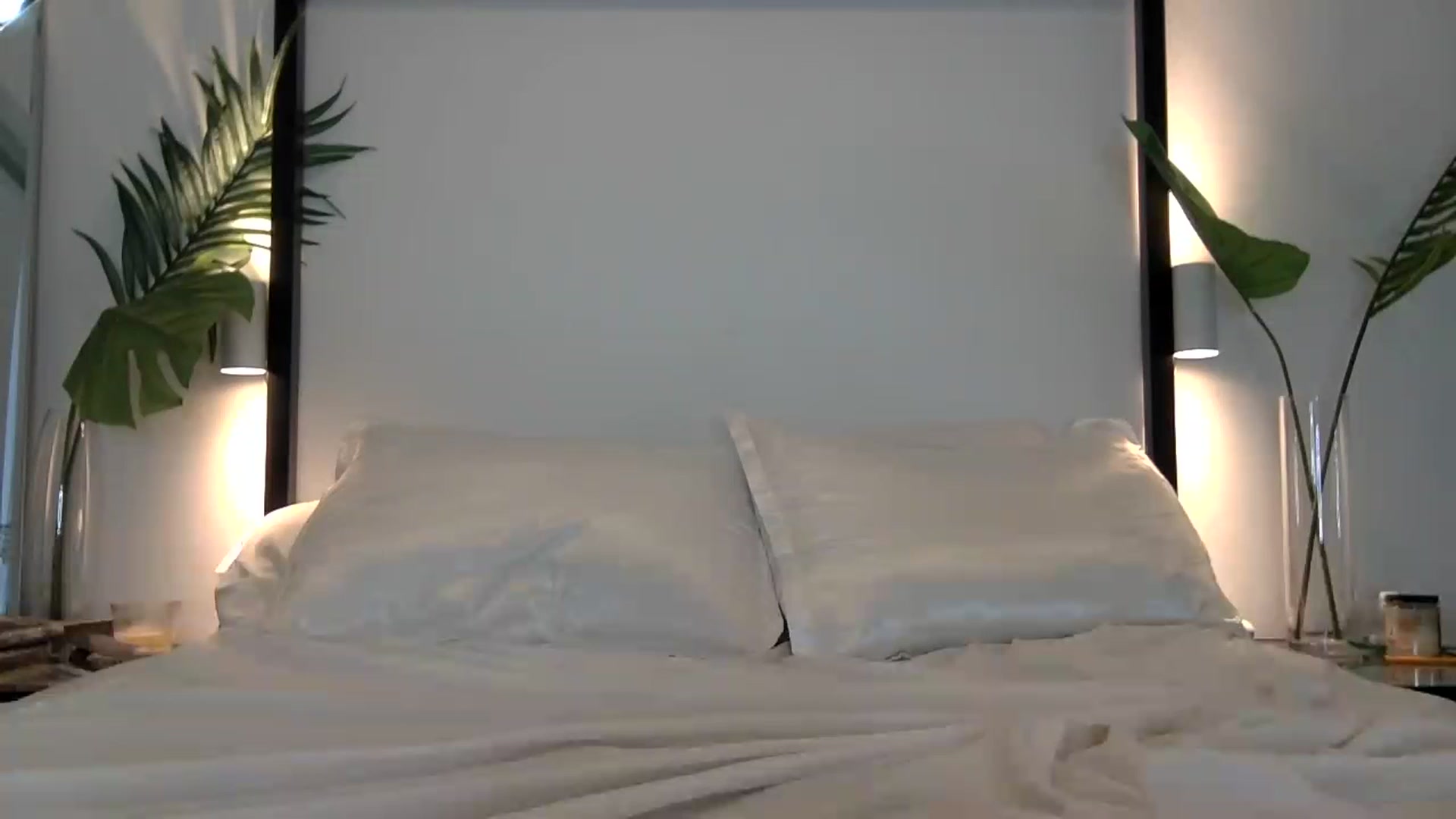 Gallery image thumbnail from cndnbaddie's myfreecams stream on, 06/18/2023, 03:41 image 14 of 20