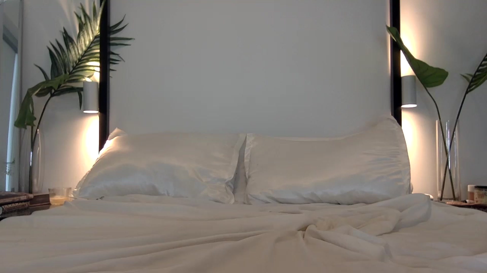 Gallery image thumbnail from cndnbaddie's myfreecams stream on, 06/20/2023, 02:14 image 4 of 20