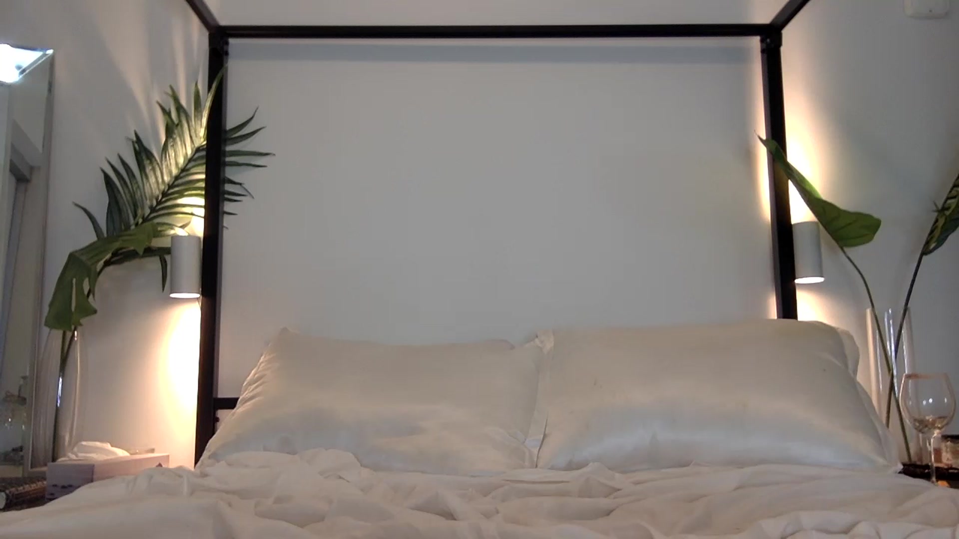 Gallery image thumbnail from cndnbaddie's myfreecams stream on, 06/26/2023, 04:20 image 2 of 20