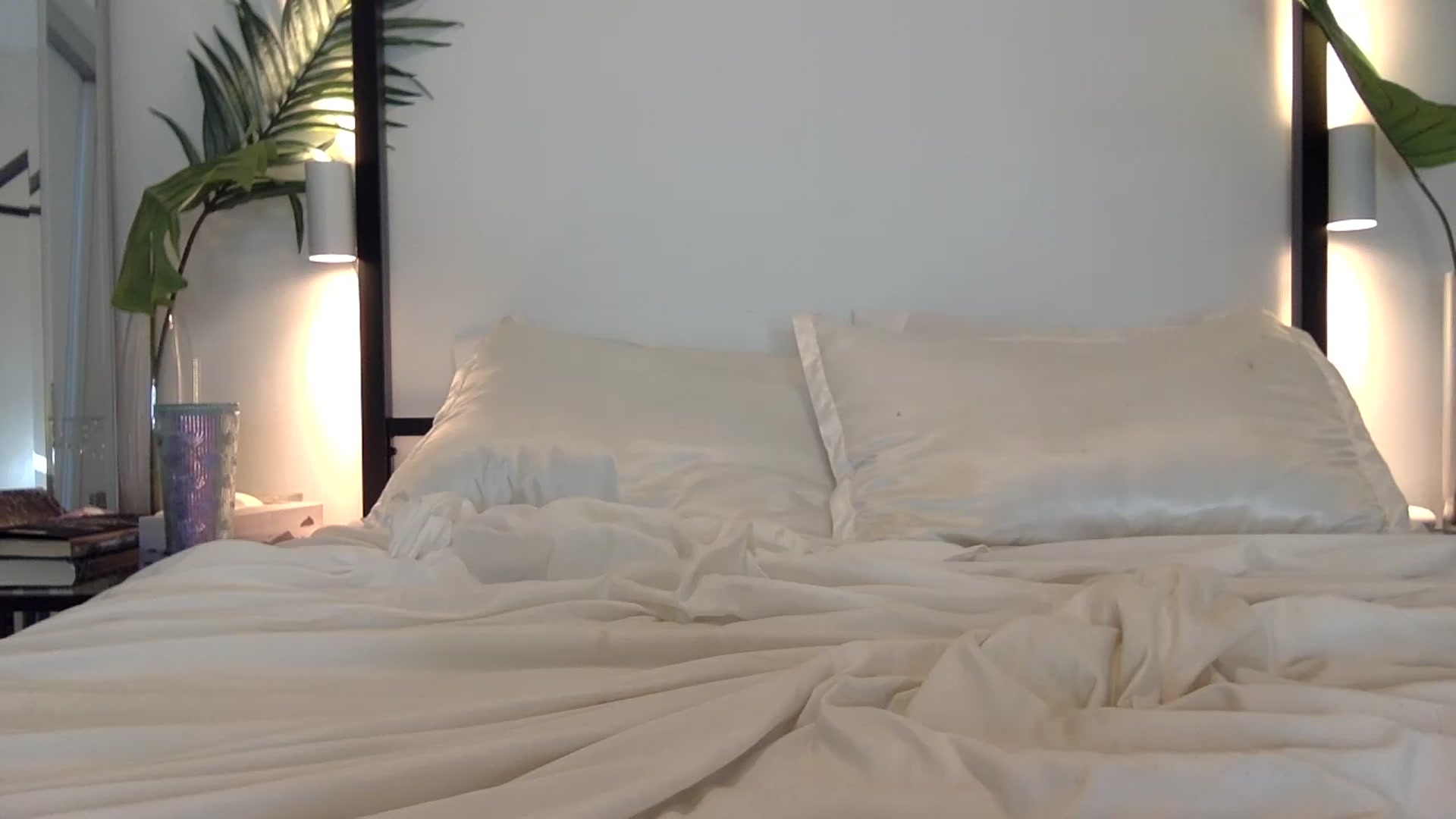 Gallery image thumbnail from cndnbaddie's myfreecams stream on, 06/27/2023, 03:56 image 17 of 20