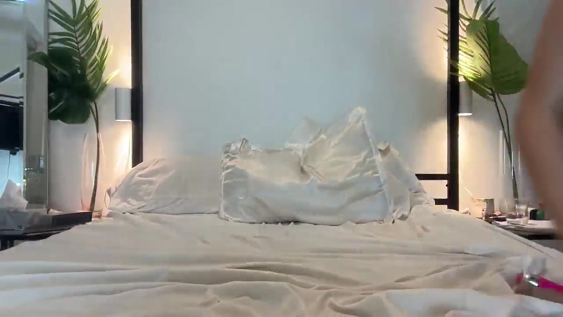 Gallery image thumbnail from cndnbaddie's myfreecams stream on, 07/17/2024, 06:08 image 6 of 20