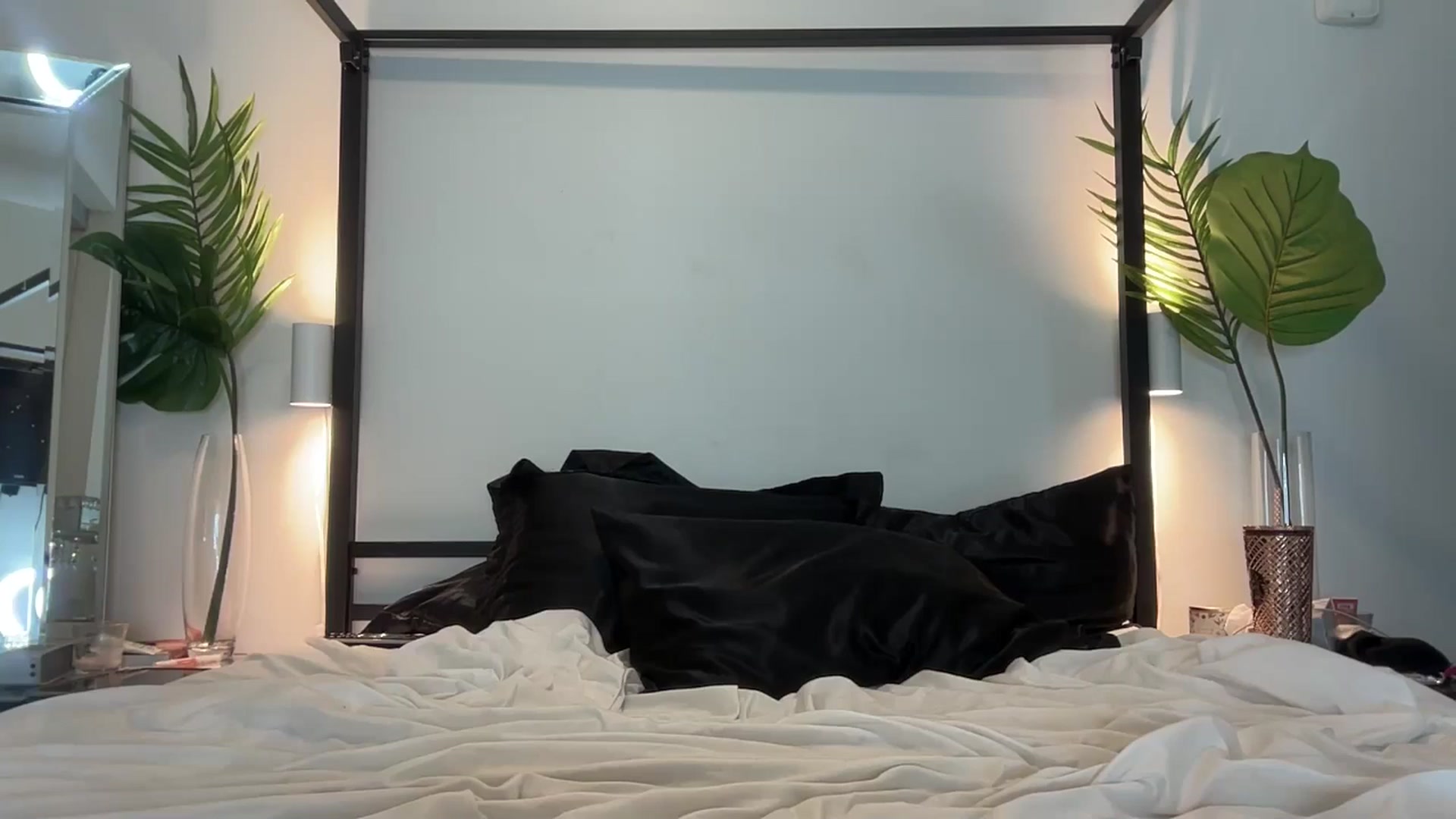 Gallery image thumbnail from cndnbaddie's myfreecams stream on, 08/04/2024, 04:44 image 7 of 20