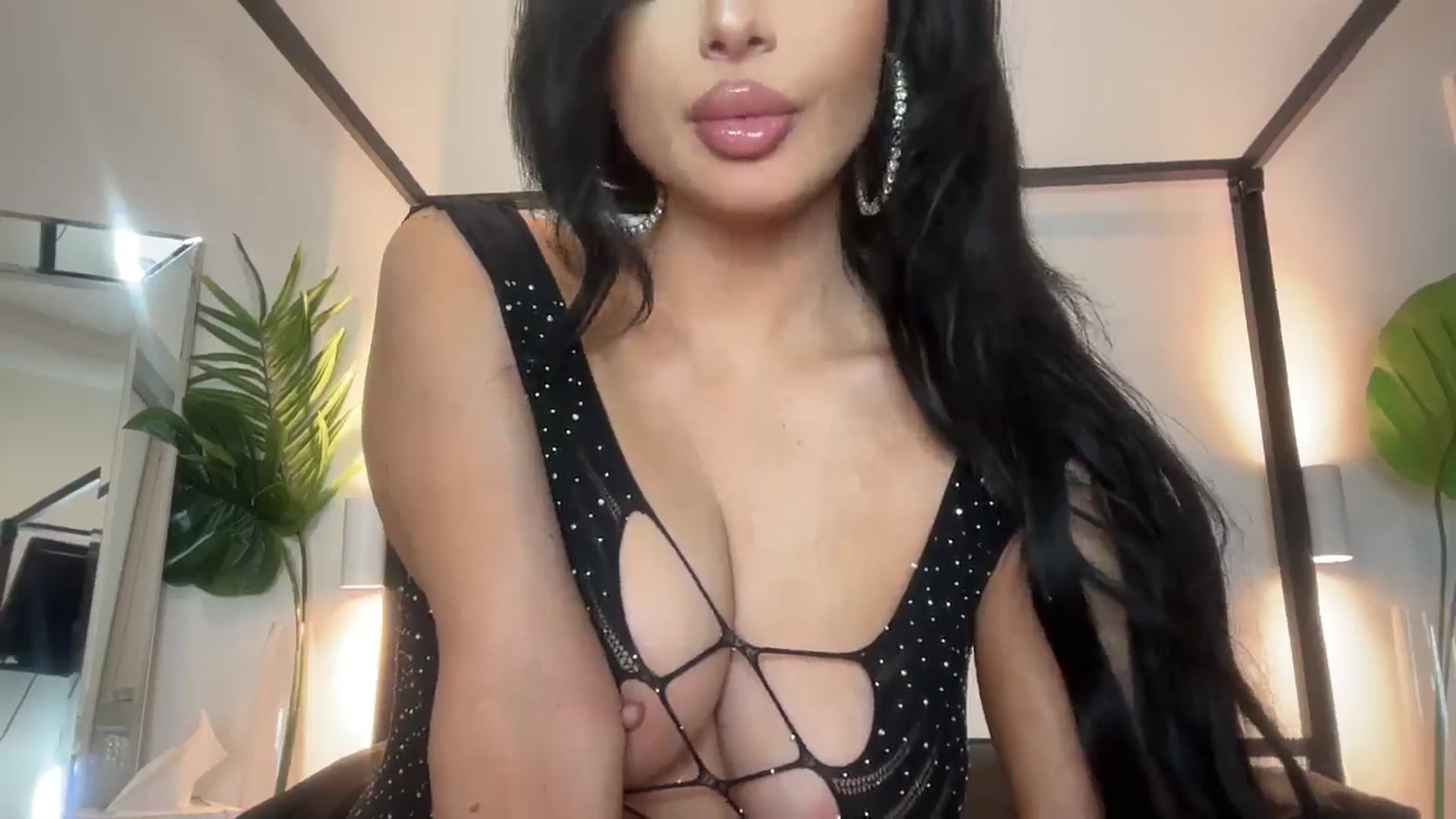 Gallery image thumbnail from cndnbaddie's myfreecams stream on, 09/04/2024, 05:43 image 2 of 20