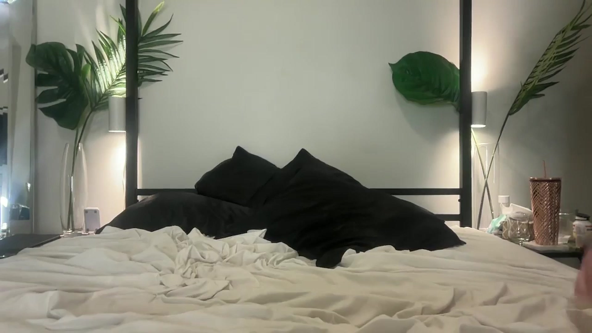 Gallery image thumbnail from cndnbaddie's myfreecams stream on, 12/13/2024, 05:27 image 15 of 20