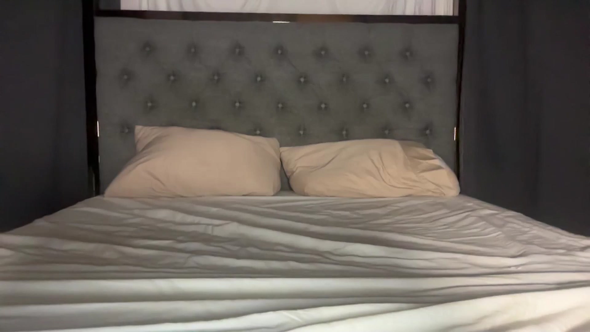 Gallery image thumbnail from cndnbaddie's myfreecams stream on, 08/17/2025, 06:24 image 7 of 20