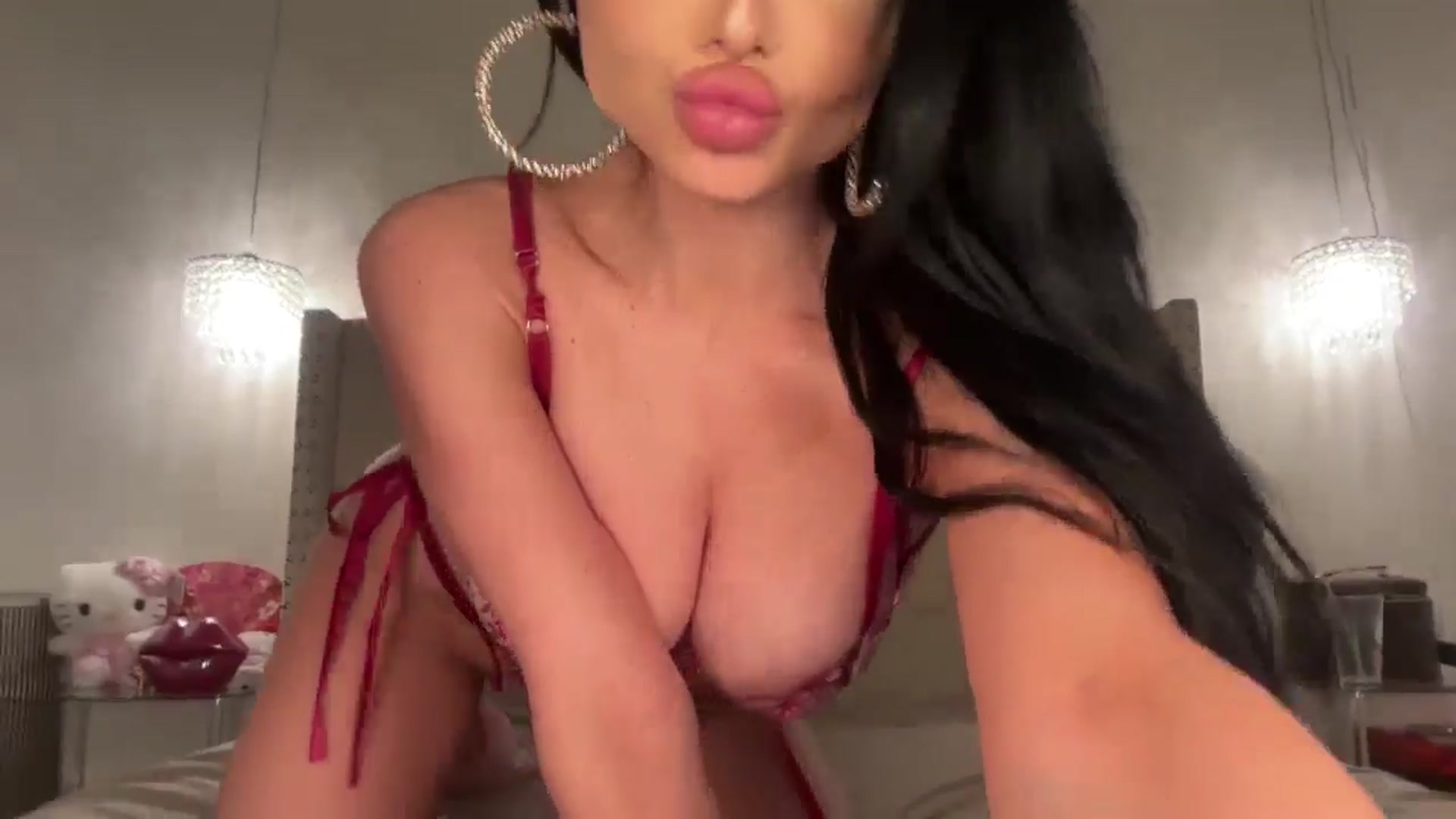 Gallery image thumbnail from cndnbaddie's myfreecams stream on, 03/28/2026, 06:27 image 6 of 20