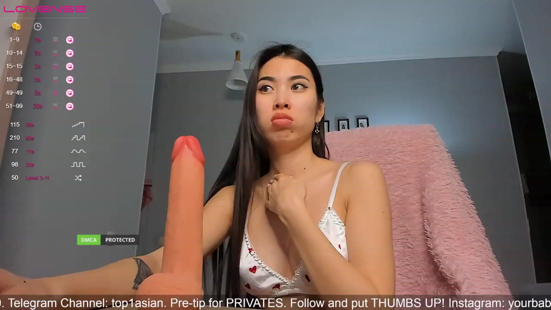 Gallery image thumbnail from coca_gina's myfreecams stream on, 11/21/2022, 13:16 image 18 of 20