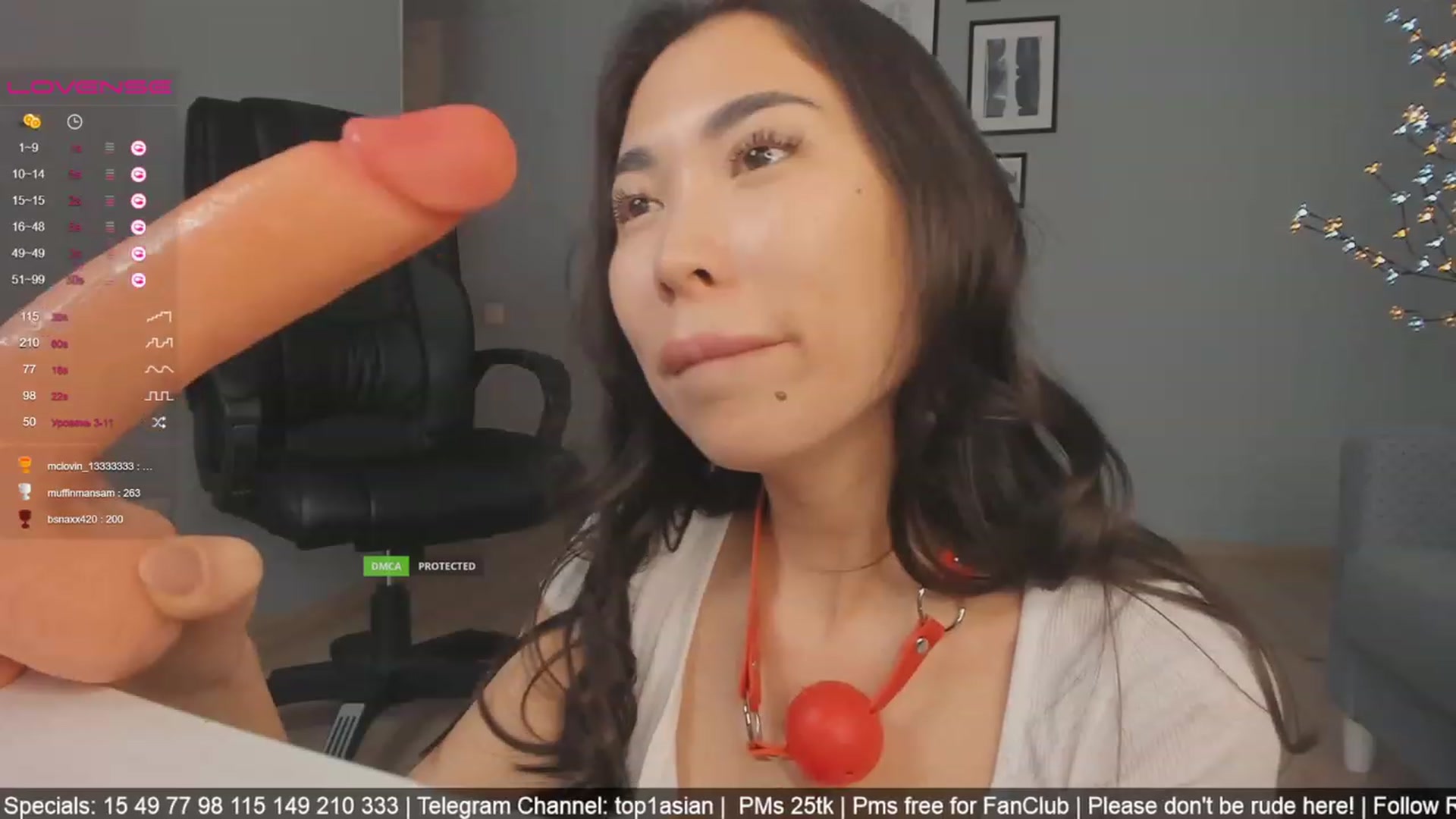 Gallery image thumbnail from coca_gina's myfreecams stream on, 04/04/2023, 06:45 image 5 of 20