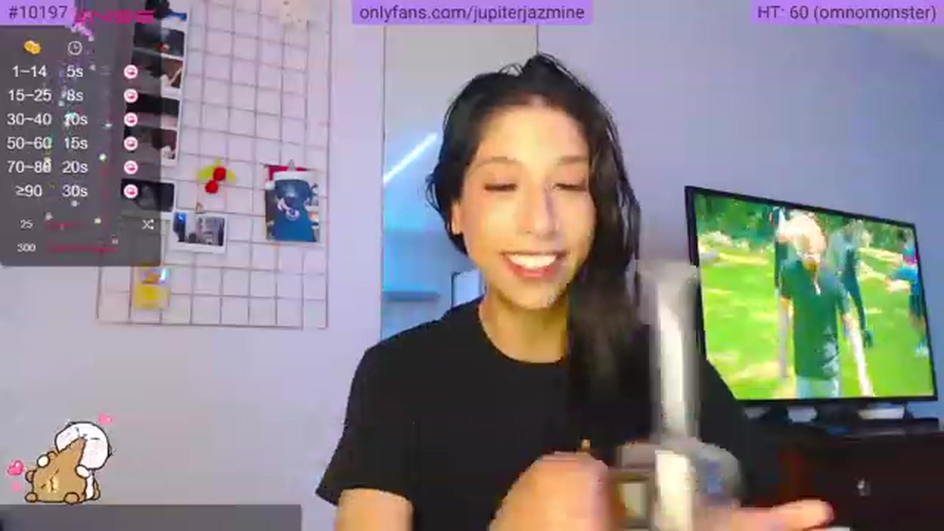 Gallery image thumbnail from coconutbunz's myfreecams stream on, 11/15/2022, 03:36 image 18 of 20