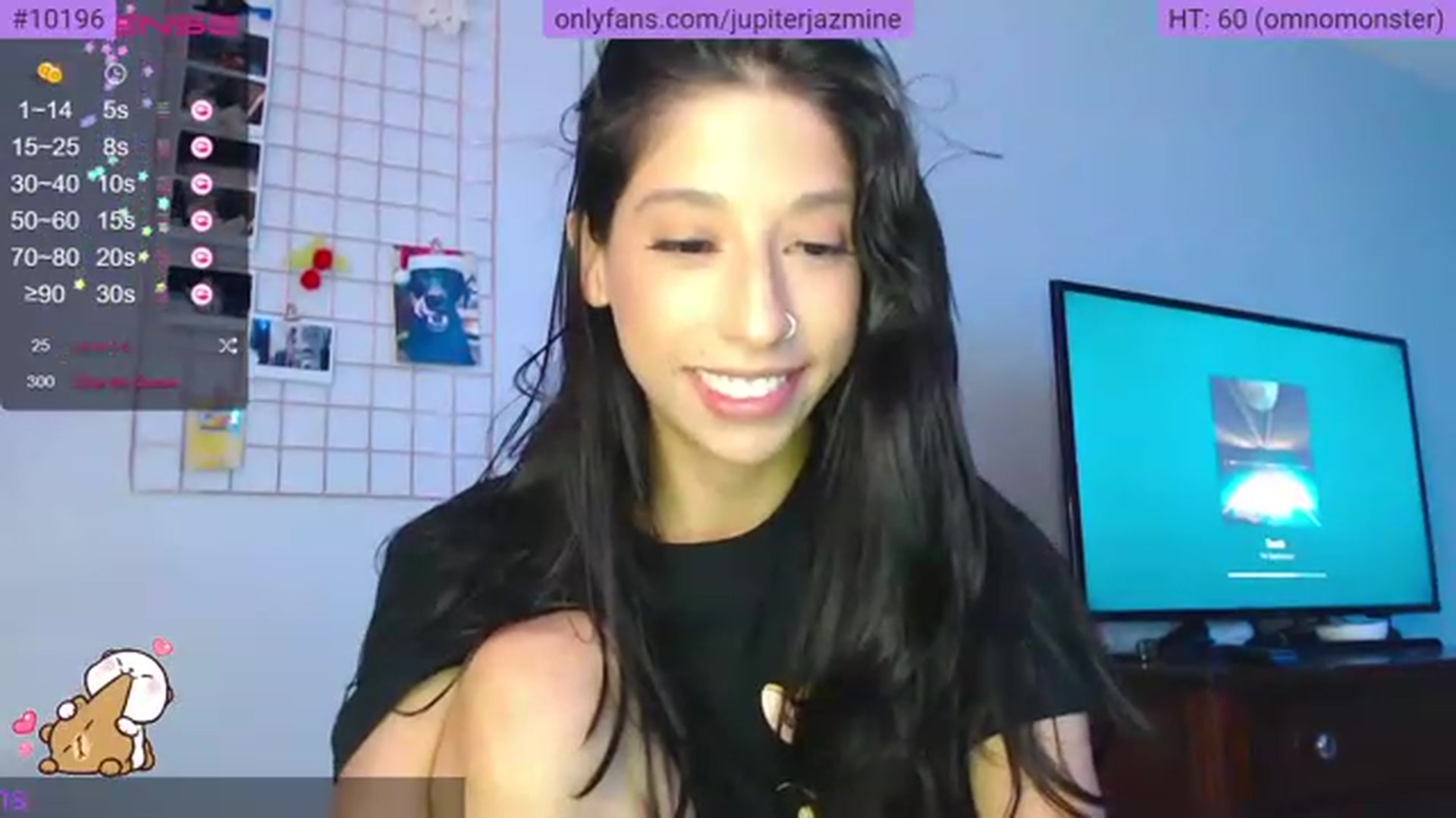 Gallery image thumbnail from coconutbunz's myfreecams stream on, 11/15/2022, 03:36 image 16 of 20