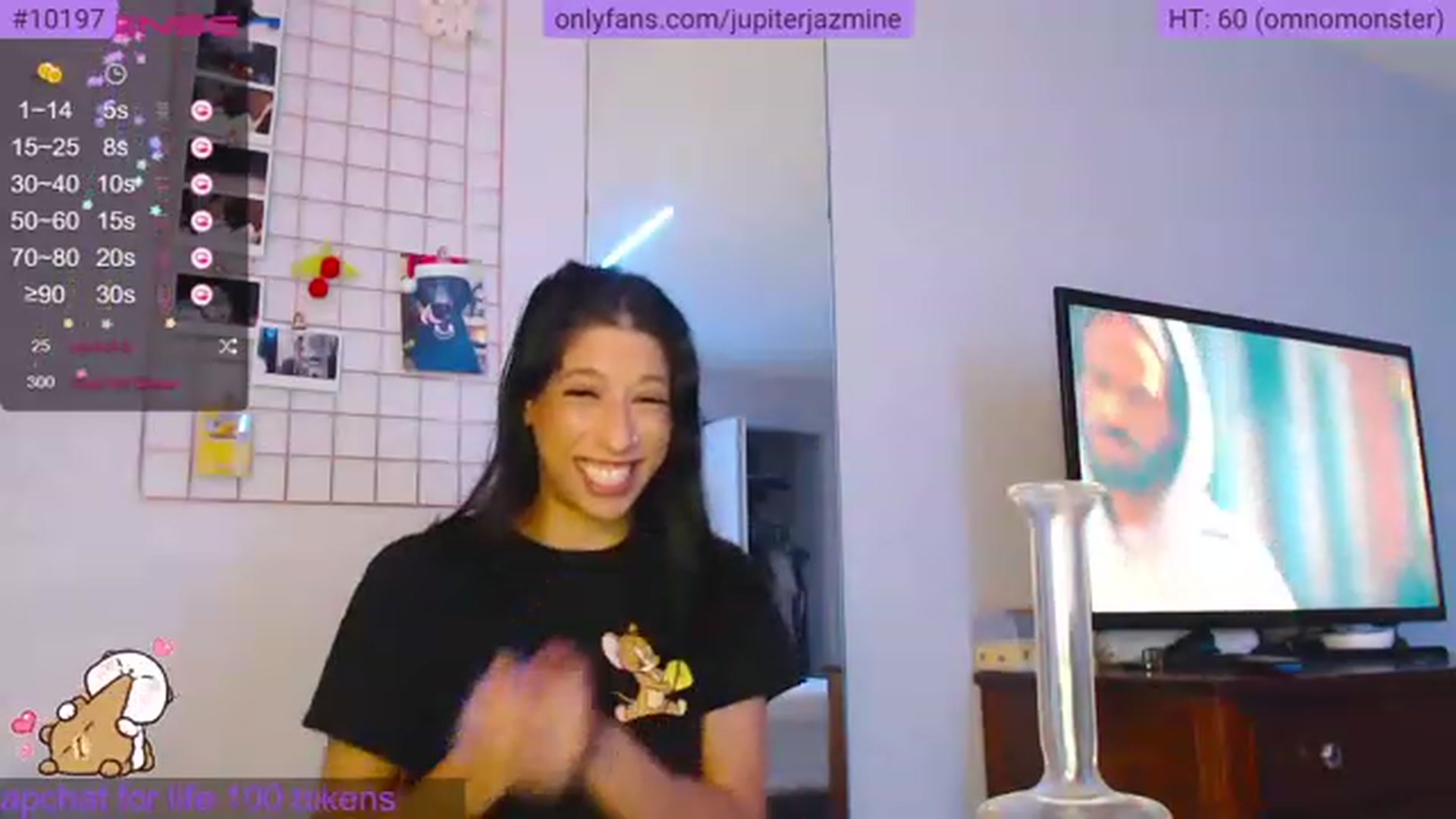Gallery image thumbnail from coconutbunz's myfreecams stream on, 11/15/2022, 03:36 image 19 of 20